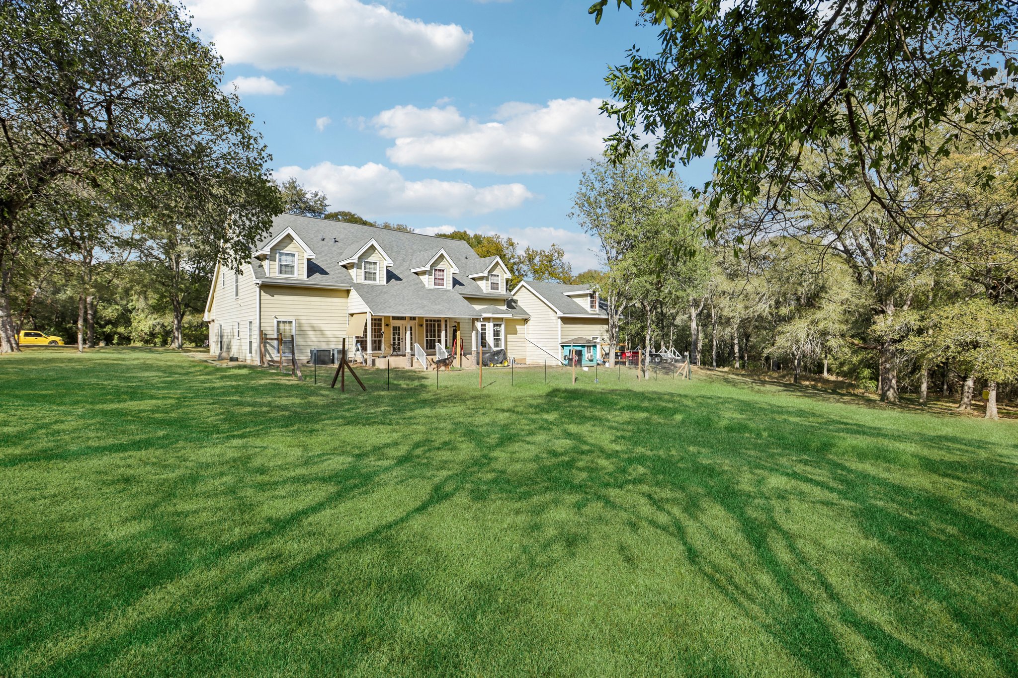main property photo 33