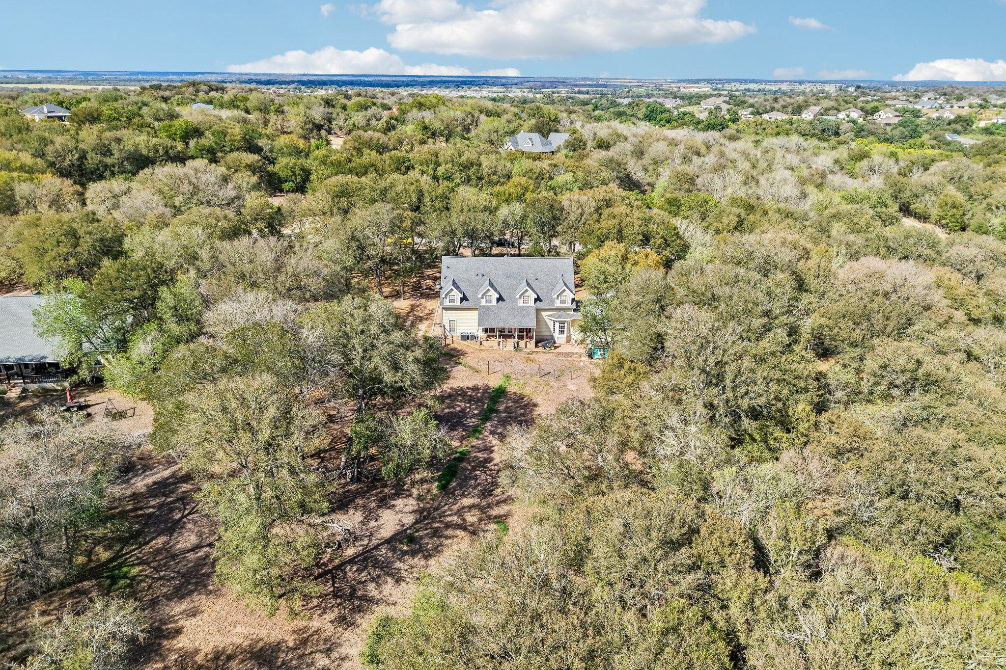 main property photo 36