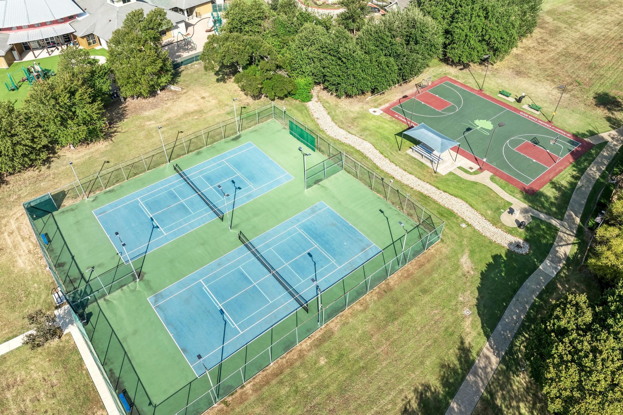 main property photo 19