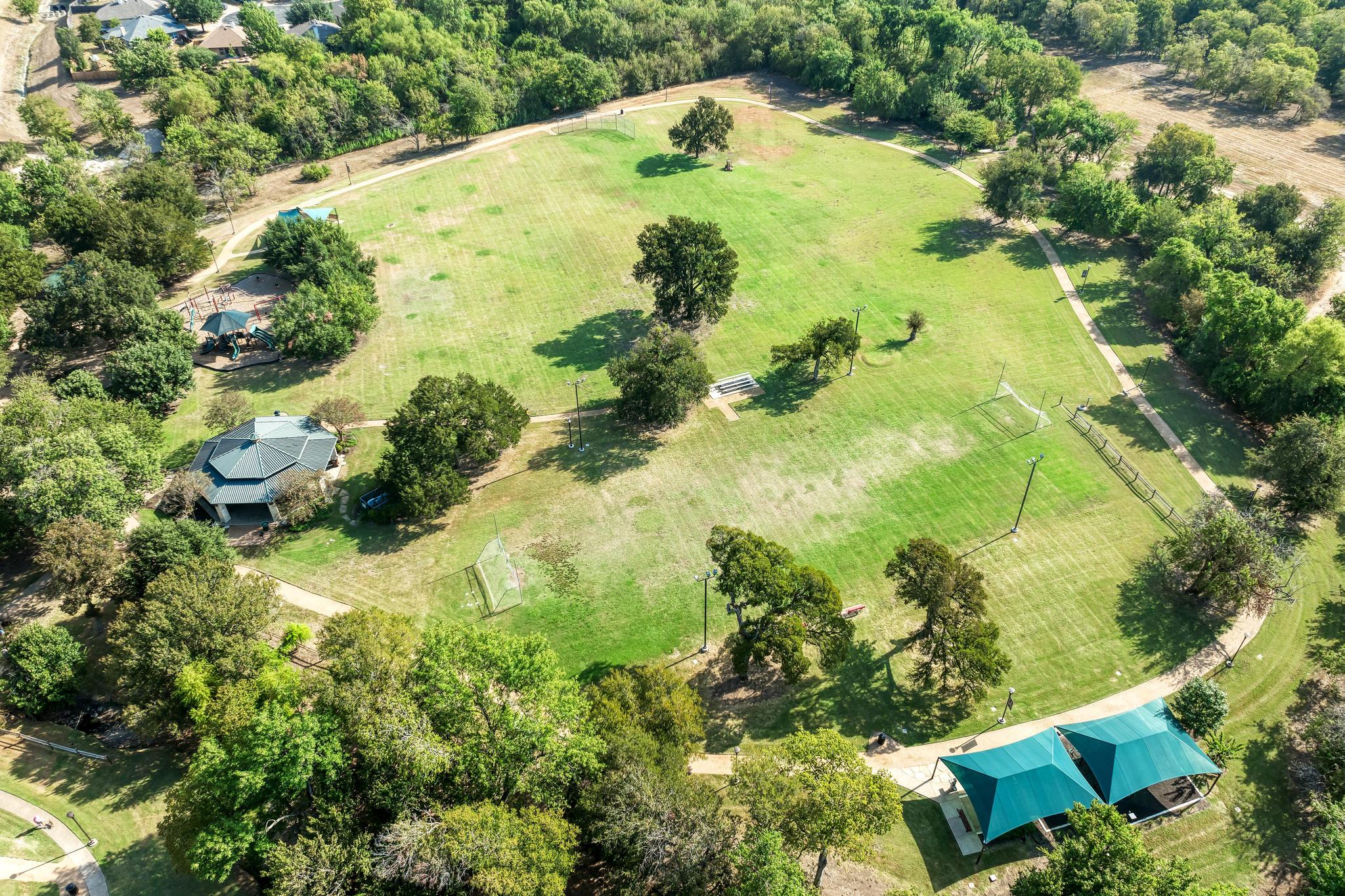 main property photo 20
