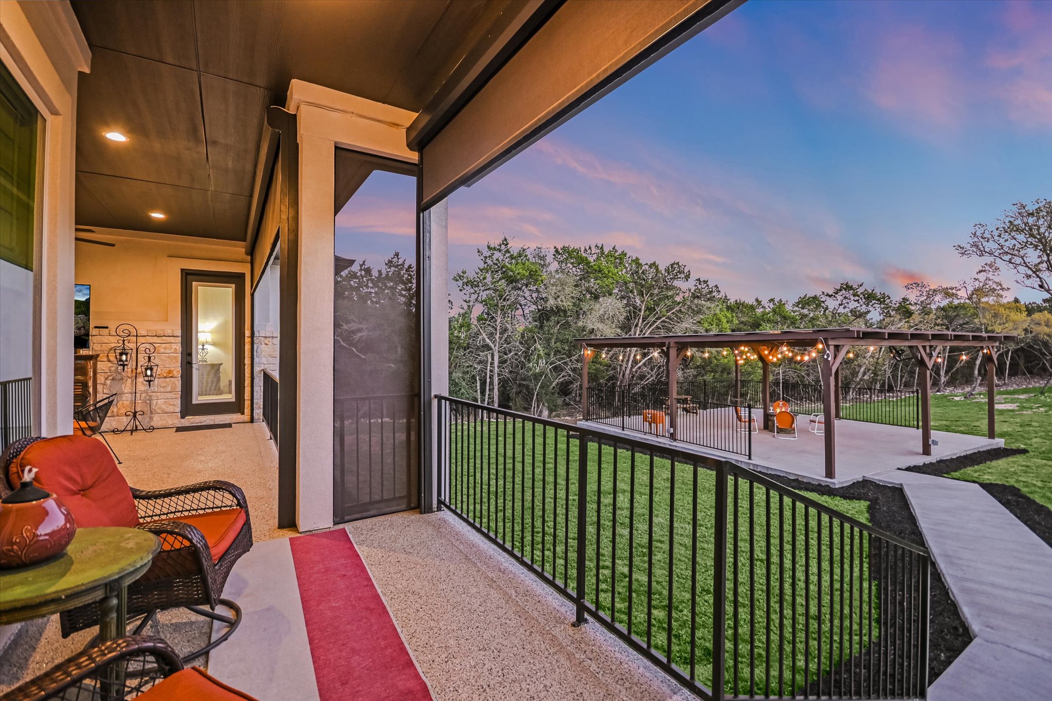 main property photo 24