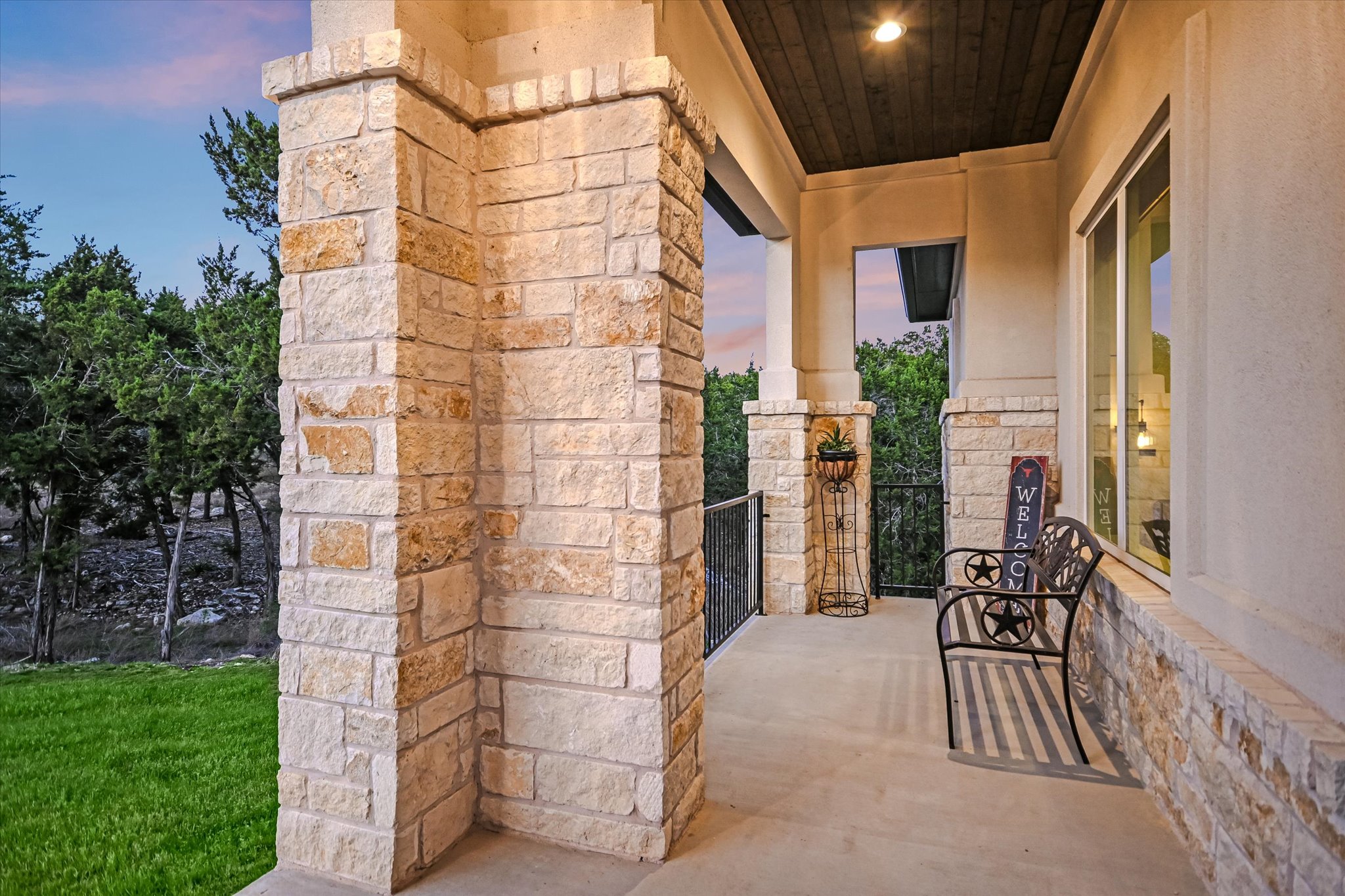 main property photo 29