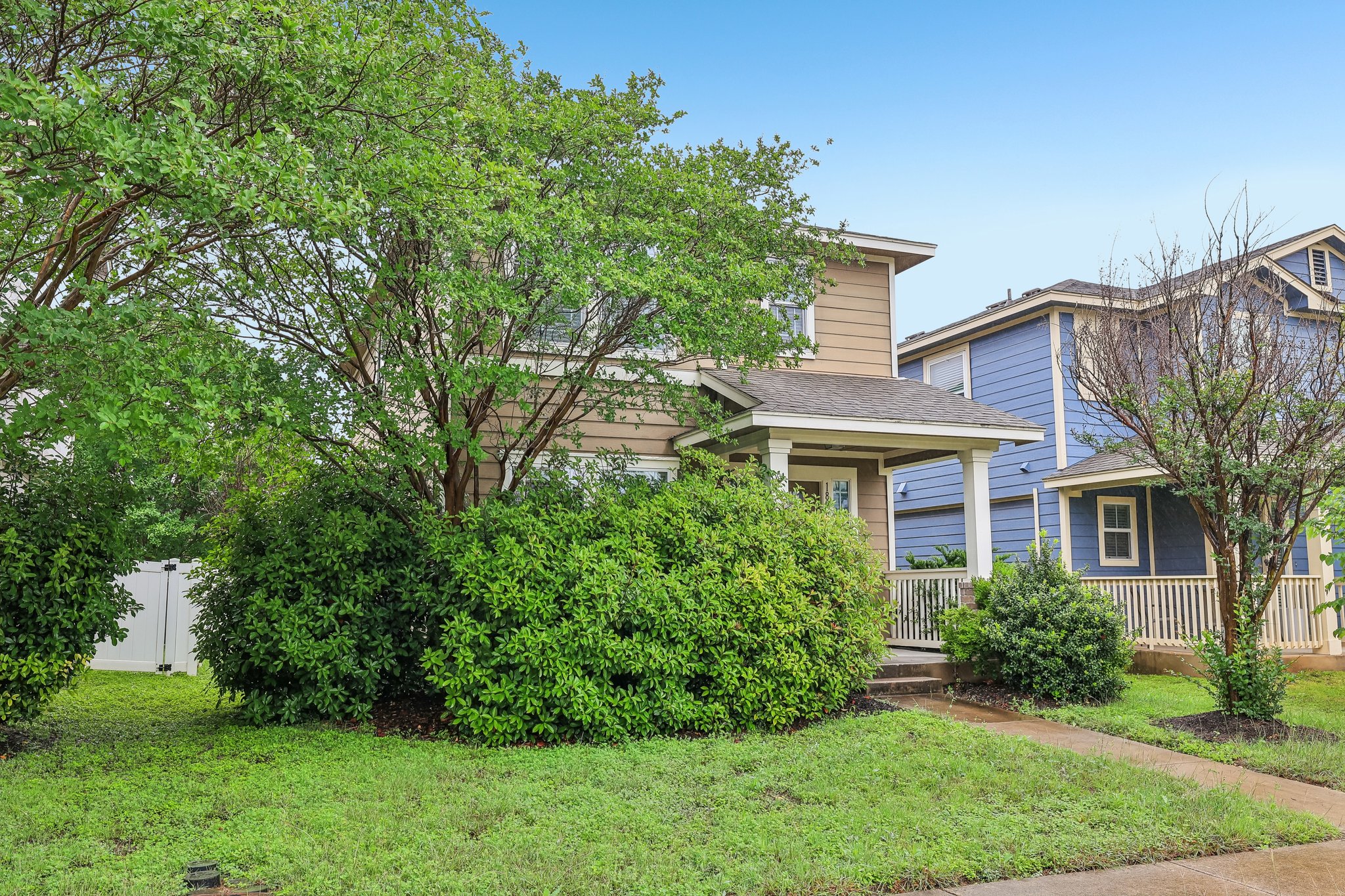 main property photo 33
