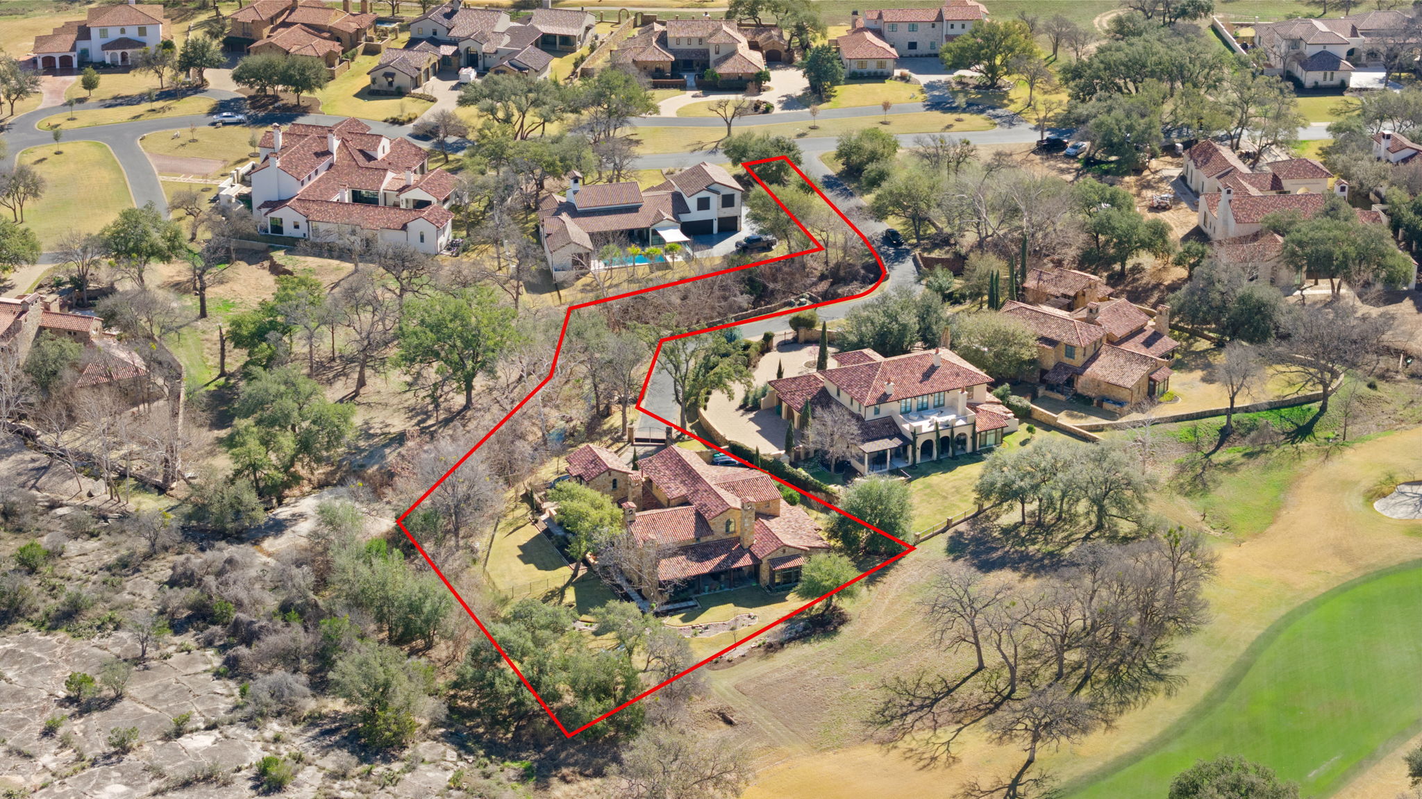 main property photo 28