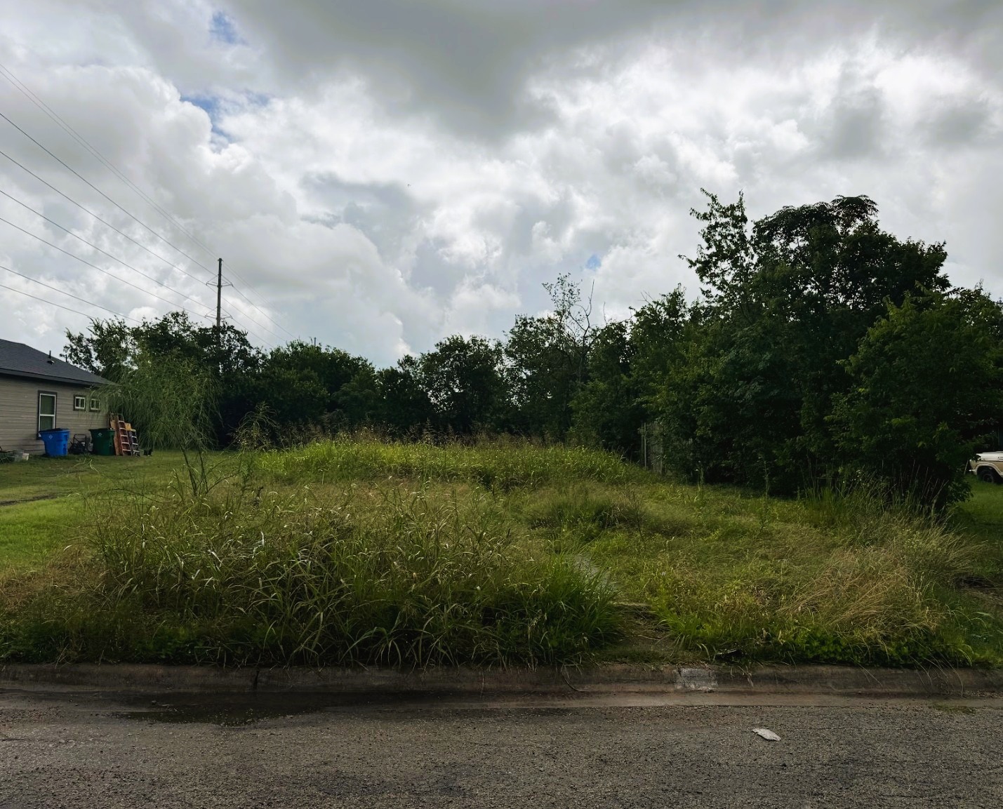 main property photo 7