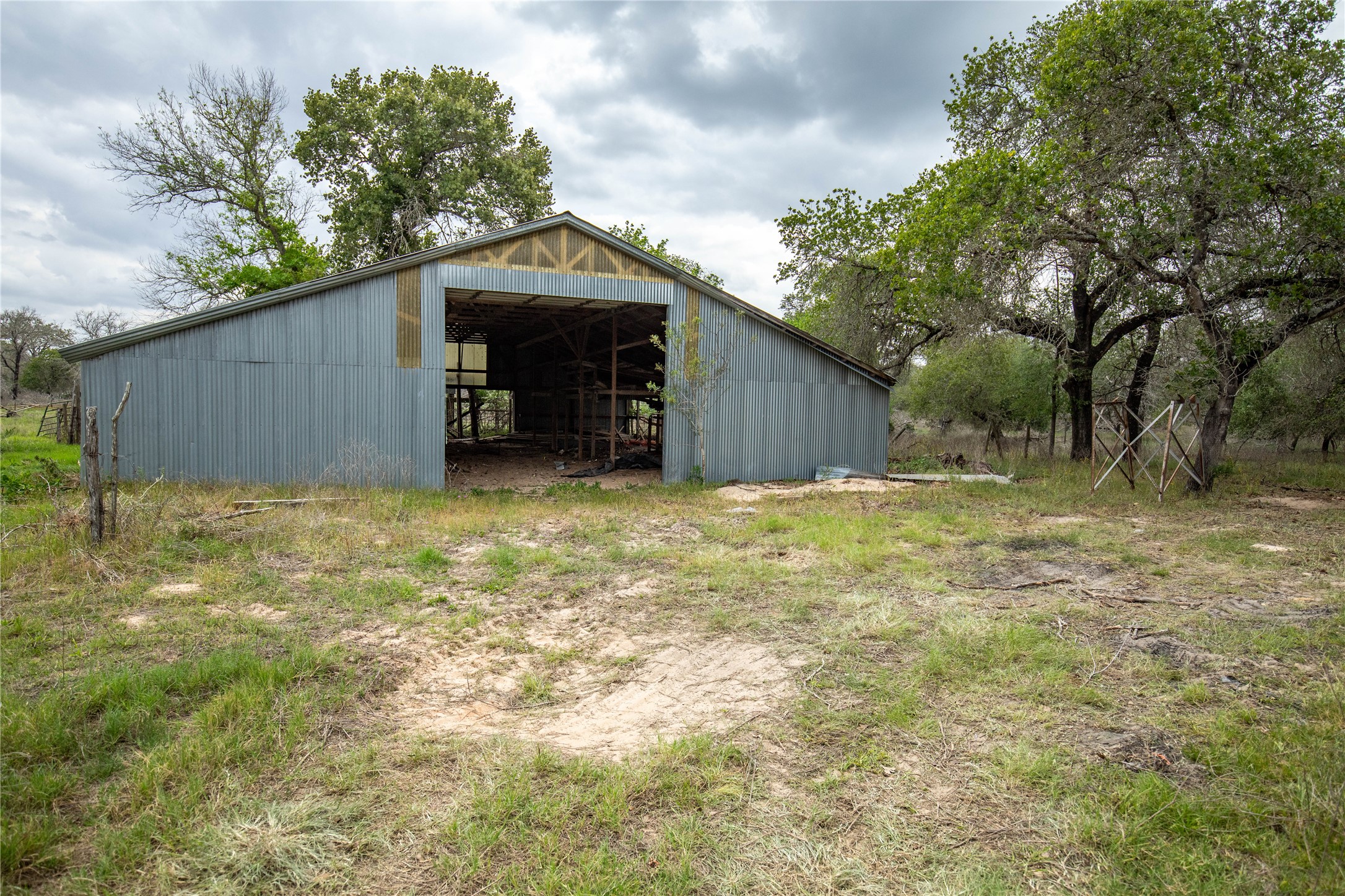 main property photo 15