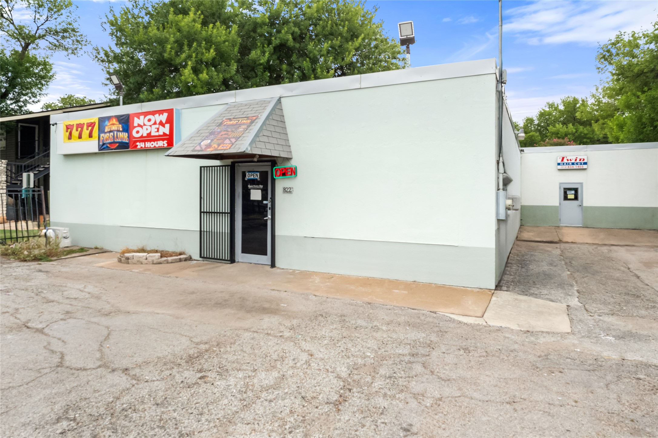 main property photo 15