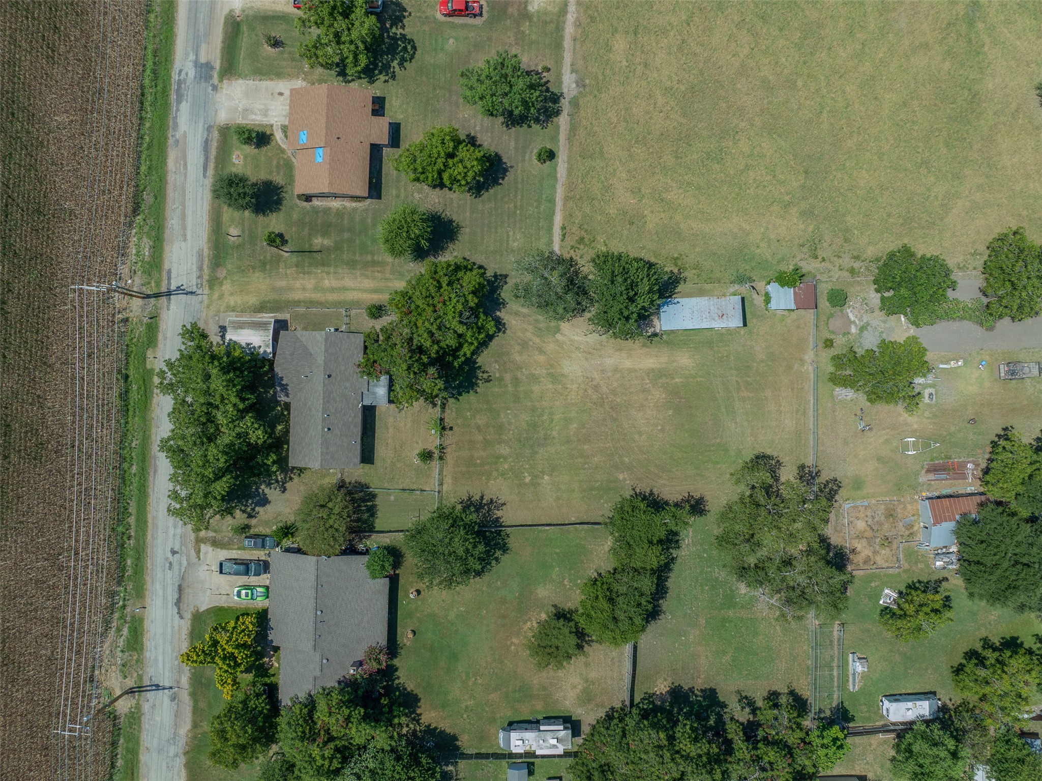 main property photo 22