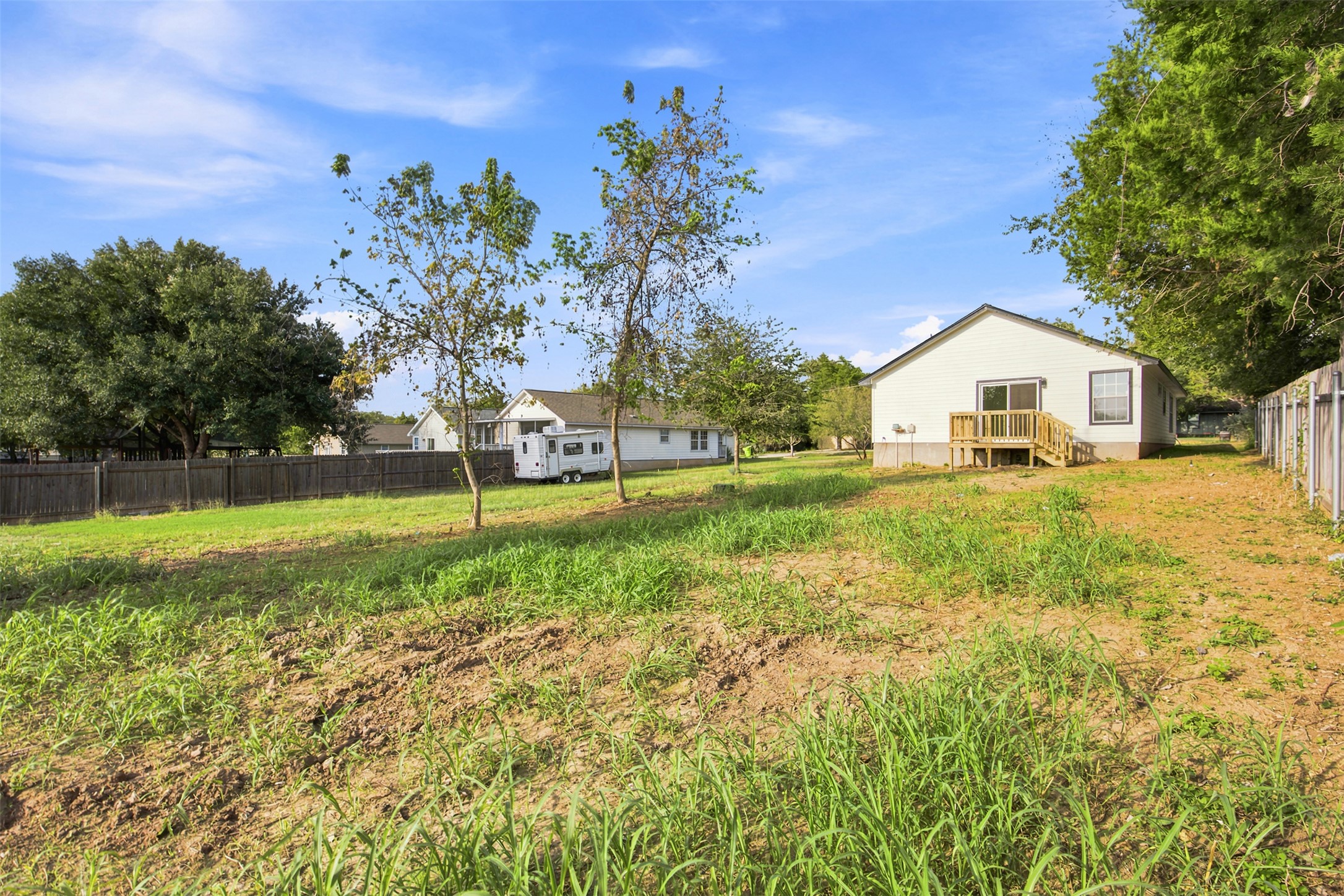 main property photo 31