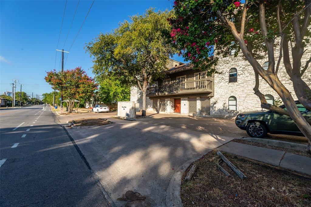 main property photo 23