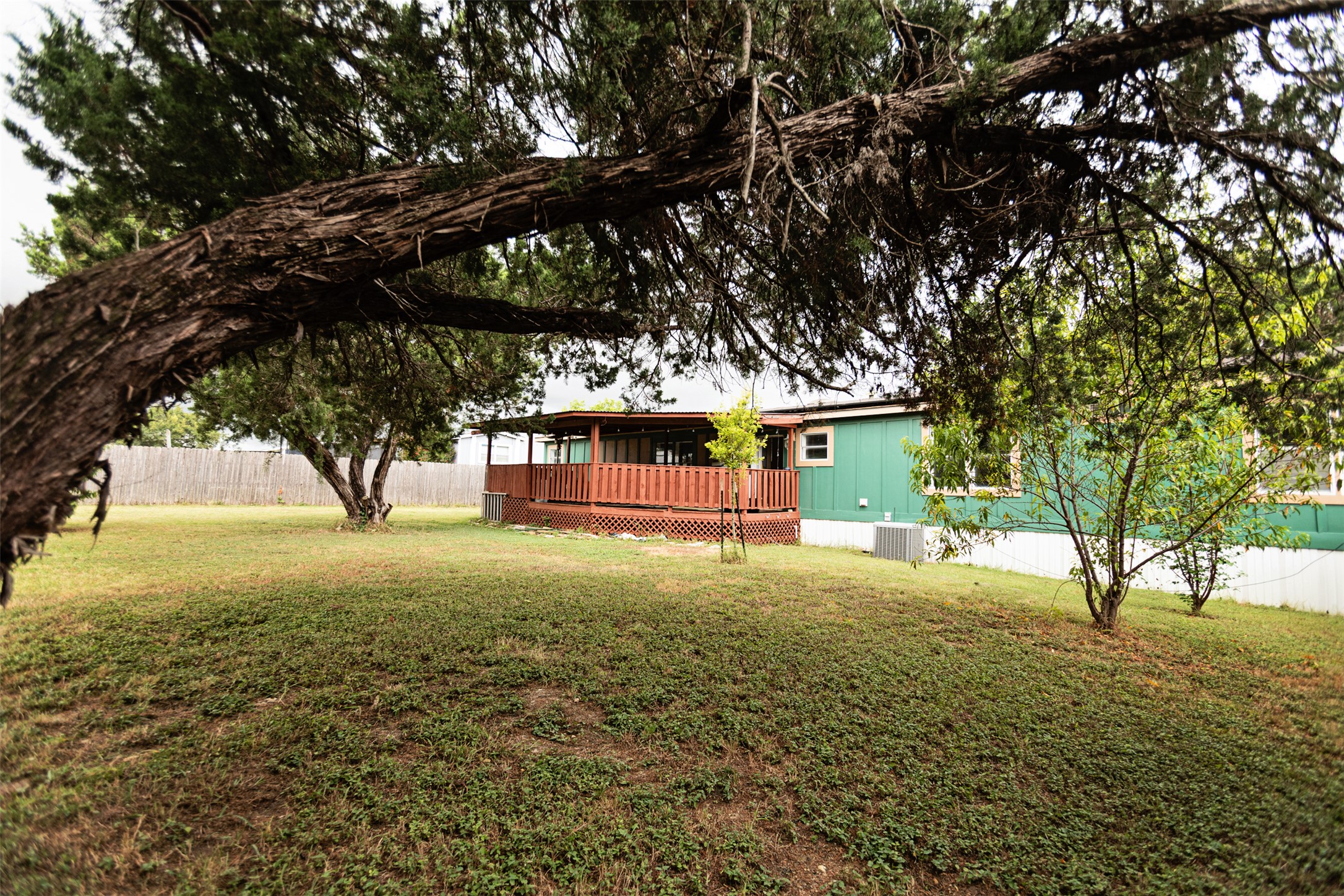 main property photo 25