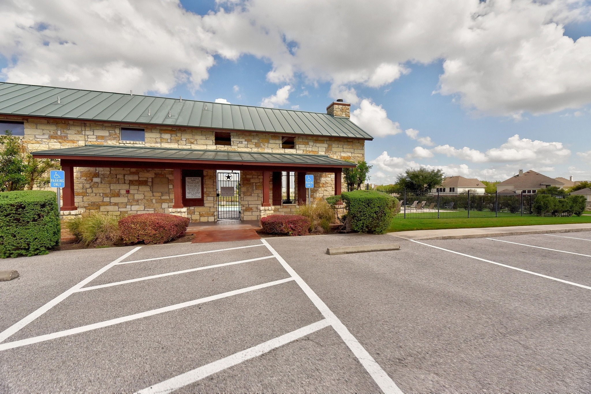 main property photo 31