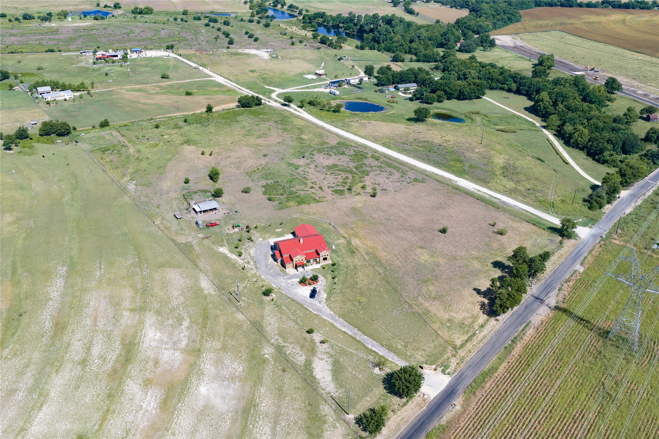 main property photo 37