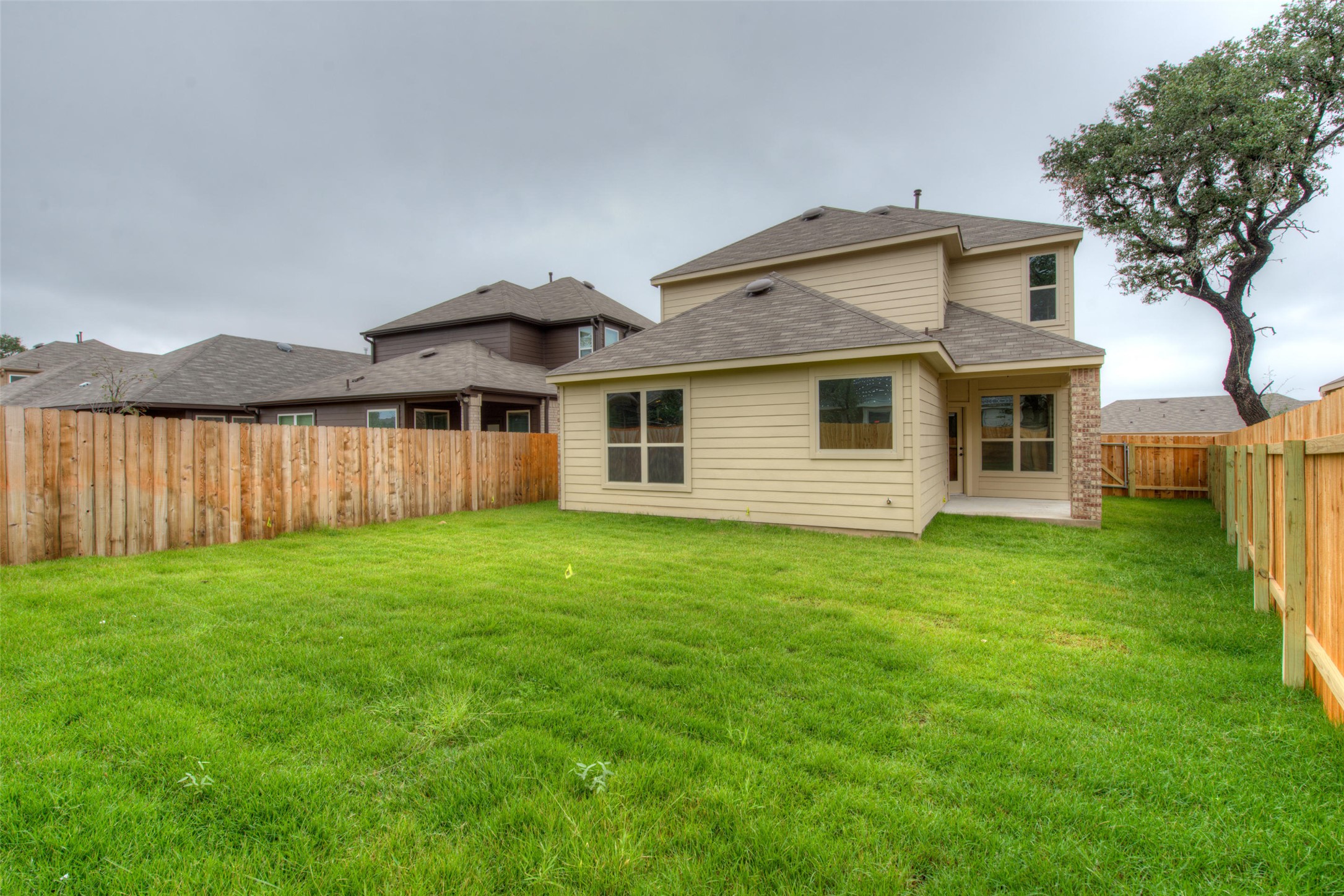 main property photo 21