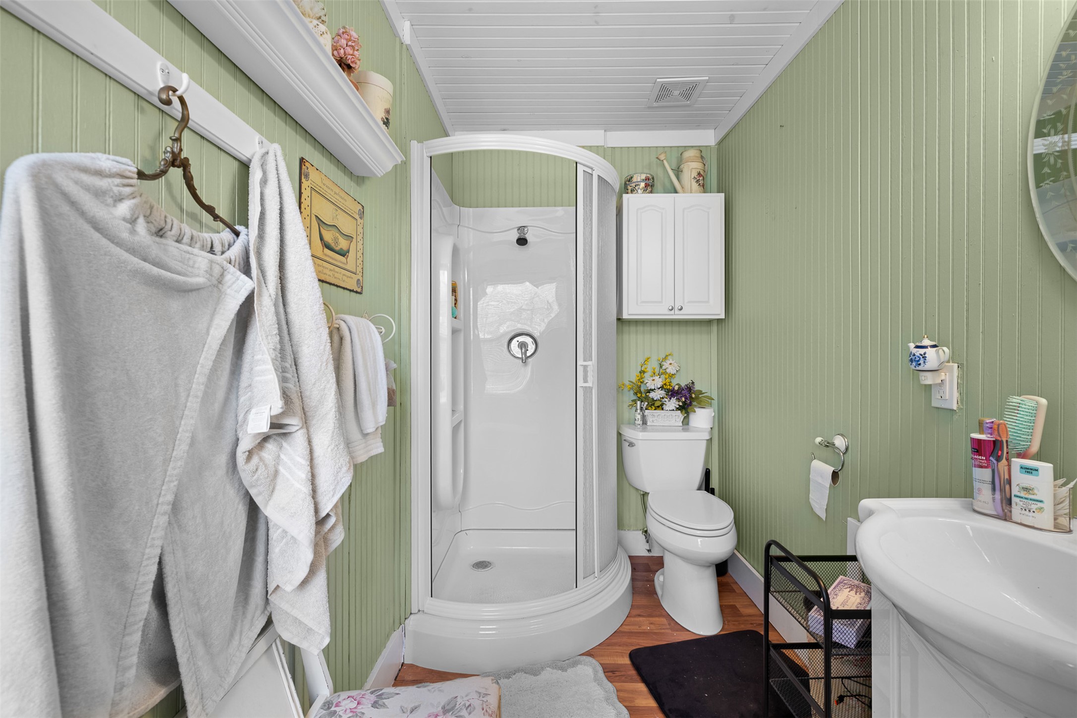 main property photo 27