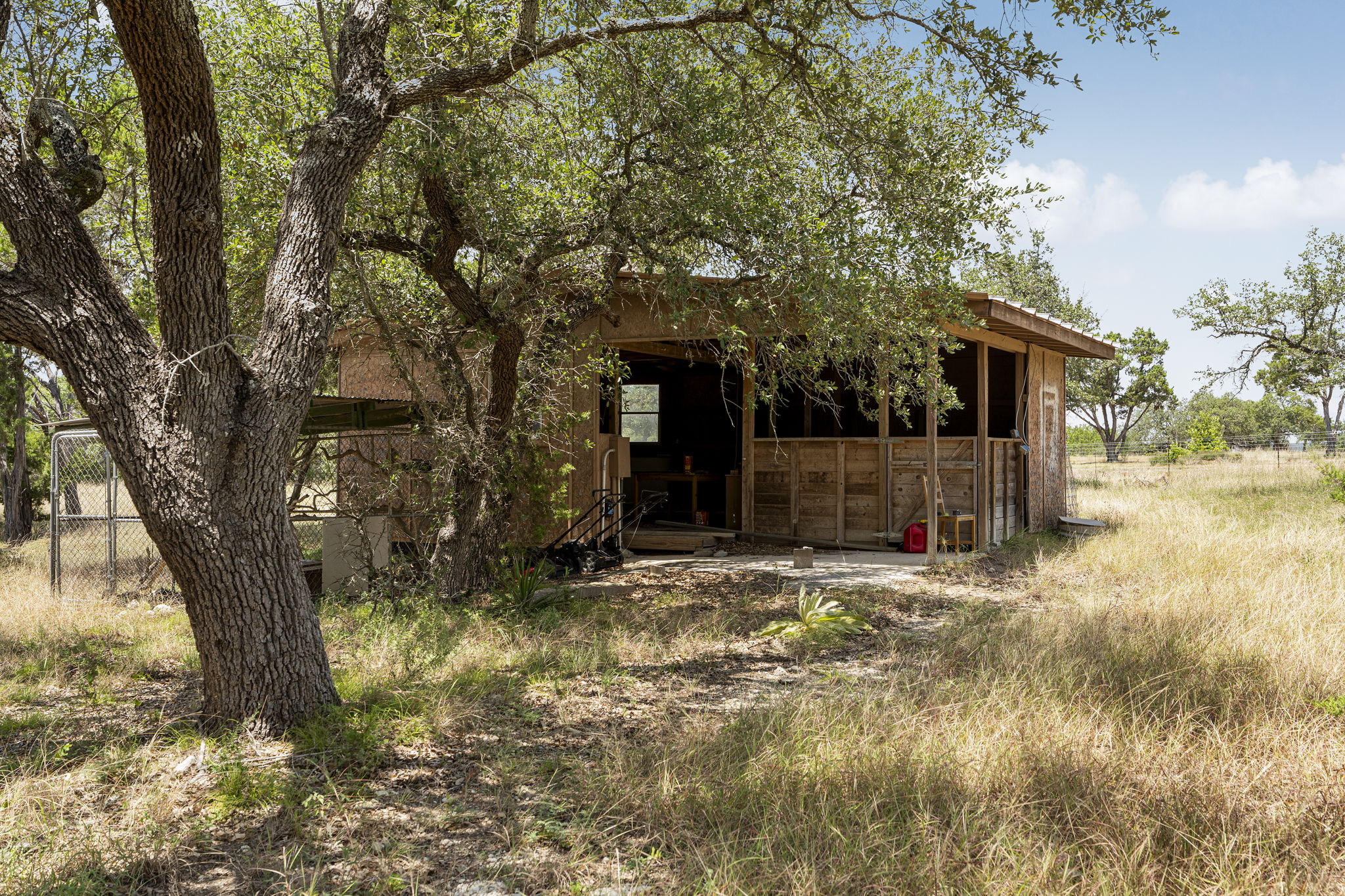 main property photo 35