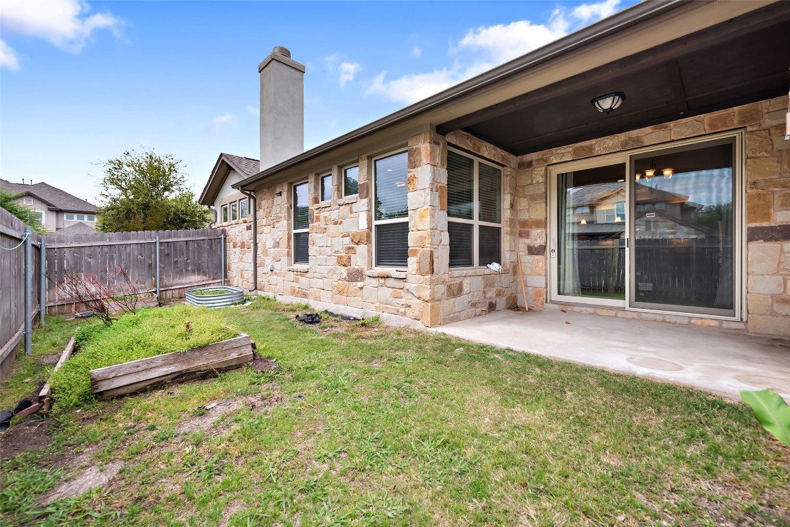 main property photo 33