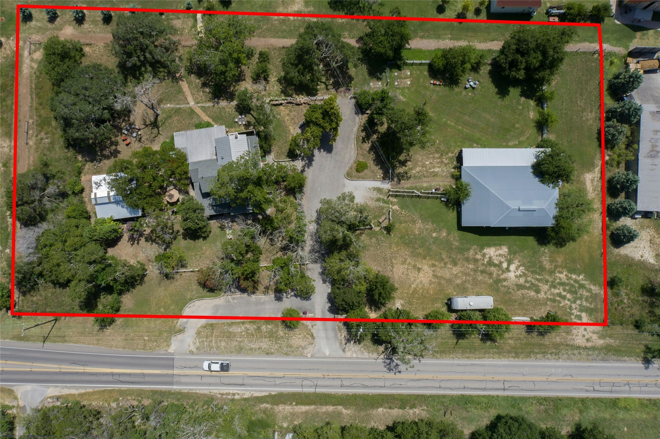 main property photo 2