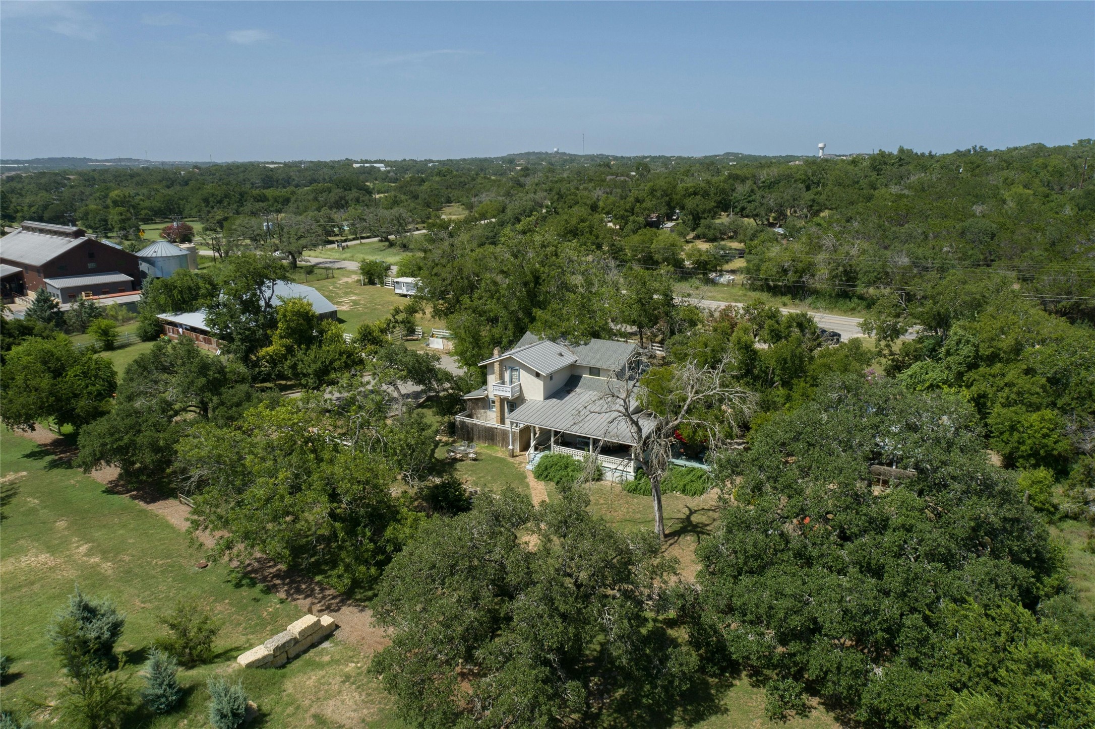 main property photo 35