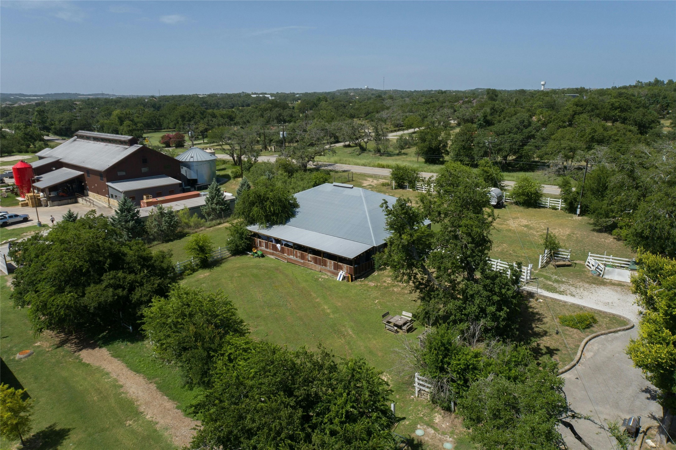main property photo 36