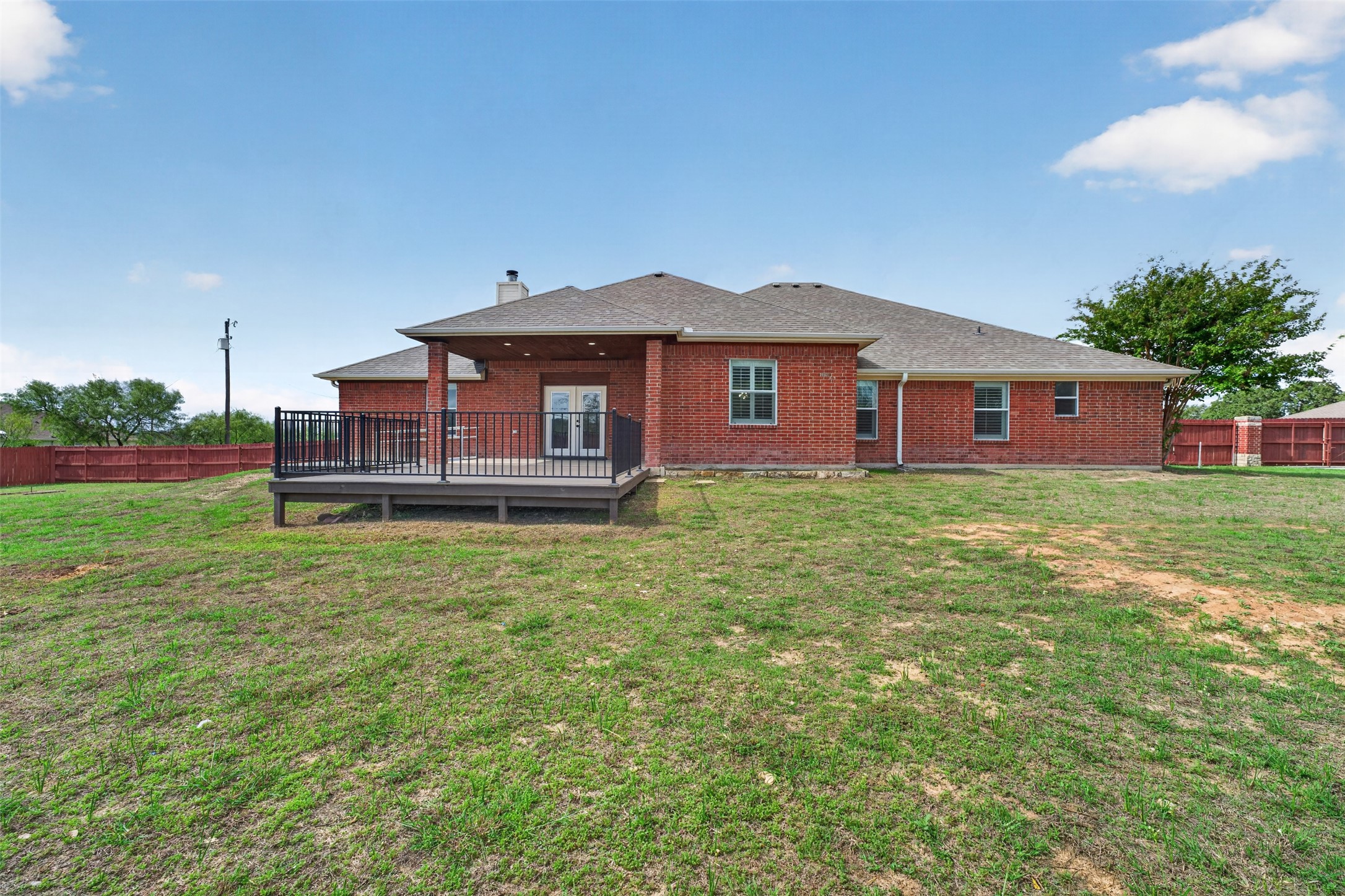main property photo 29
