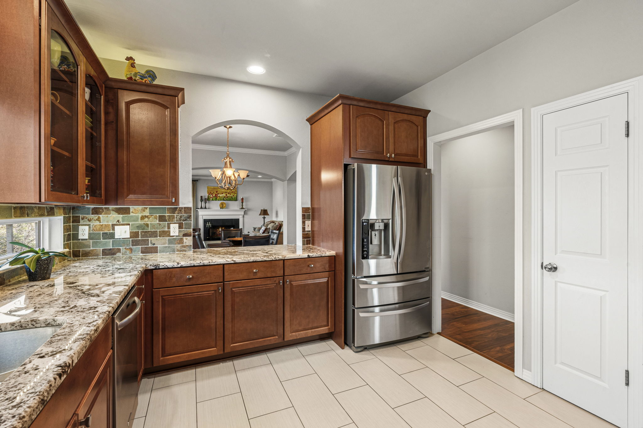 main property photo 17