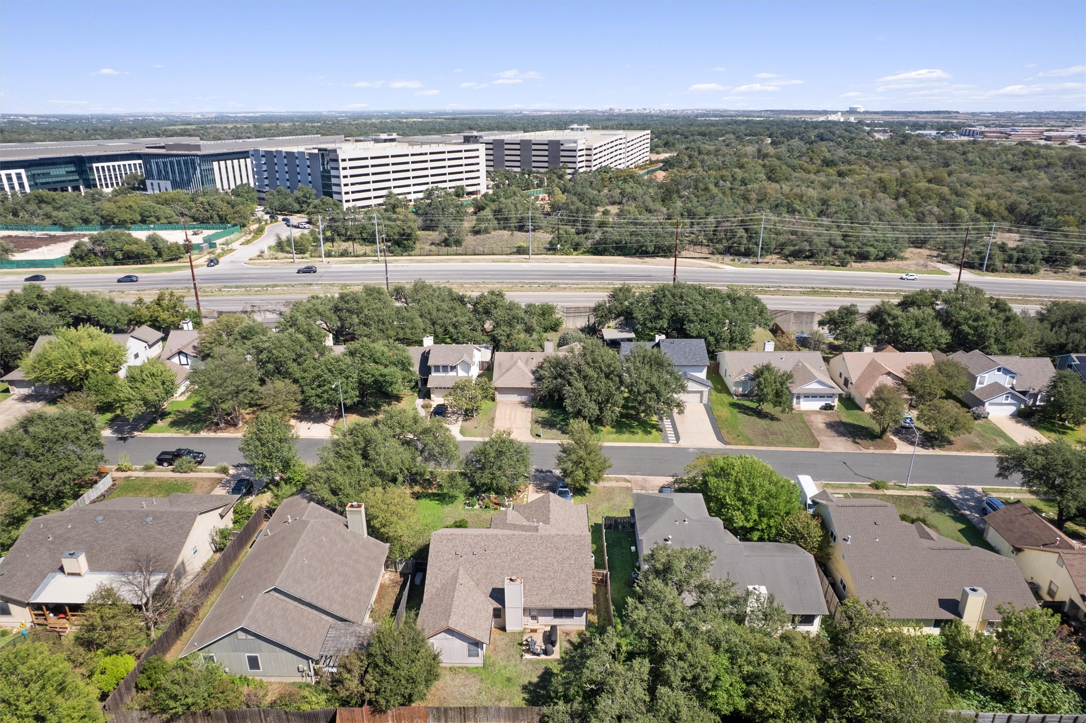 main property photo 7