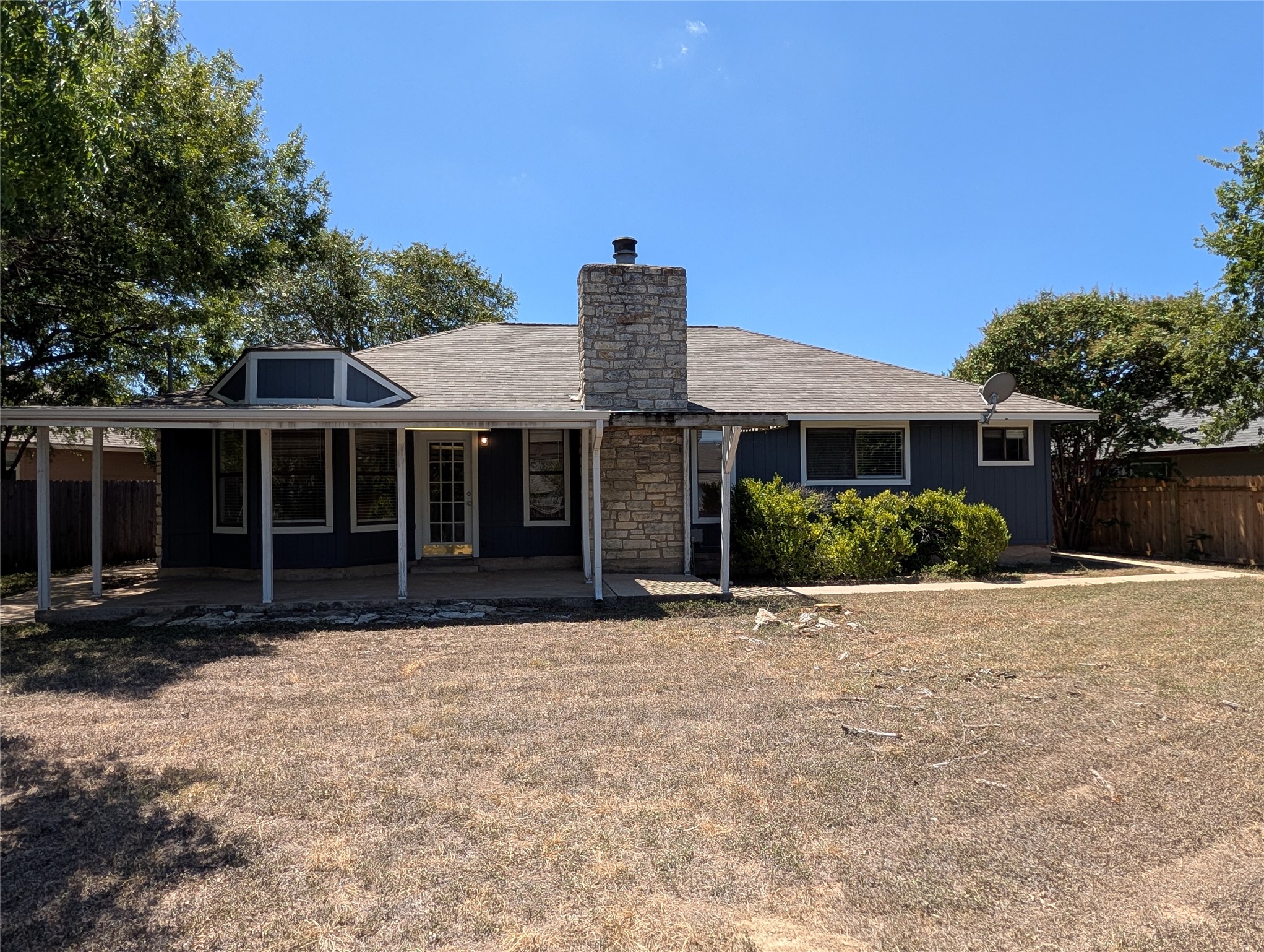 main property photo 31