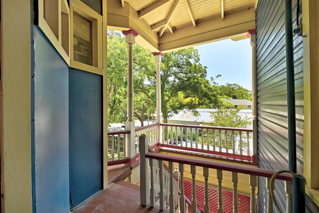 main property photo 27