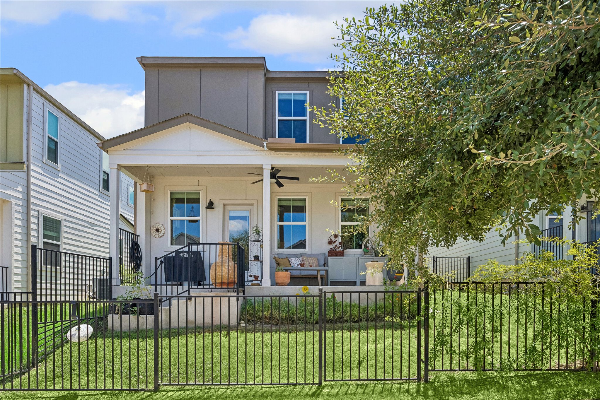 main property photo 16