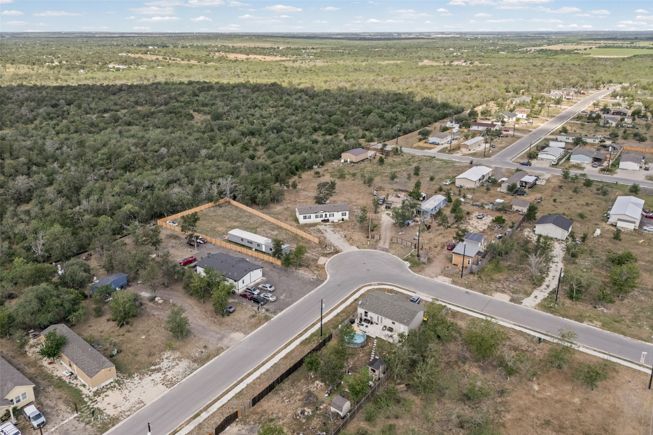 main property photo 14
