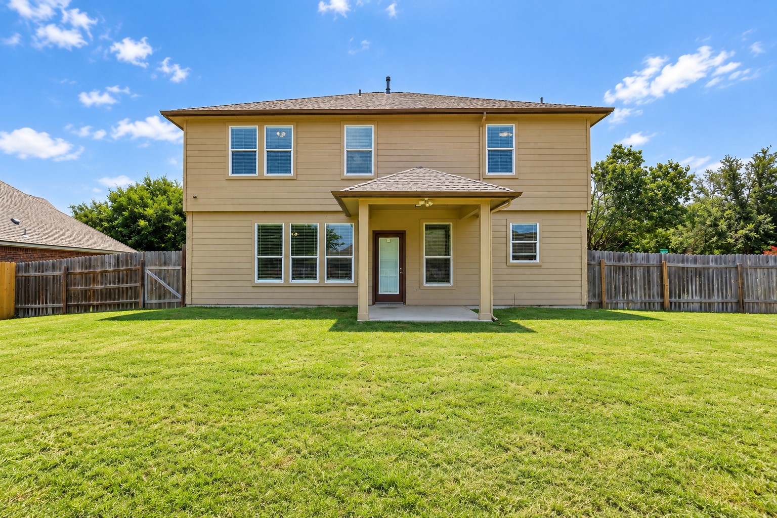 main property photo 27