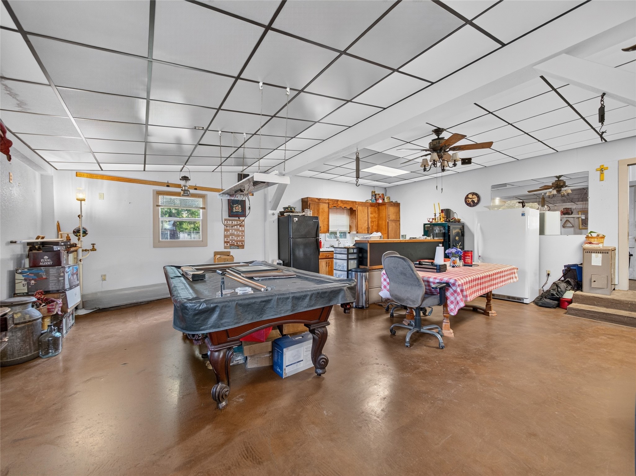 main property photo 16