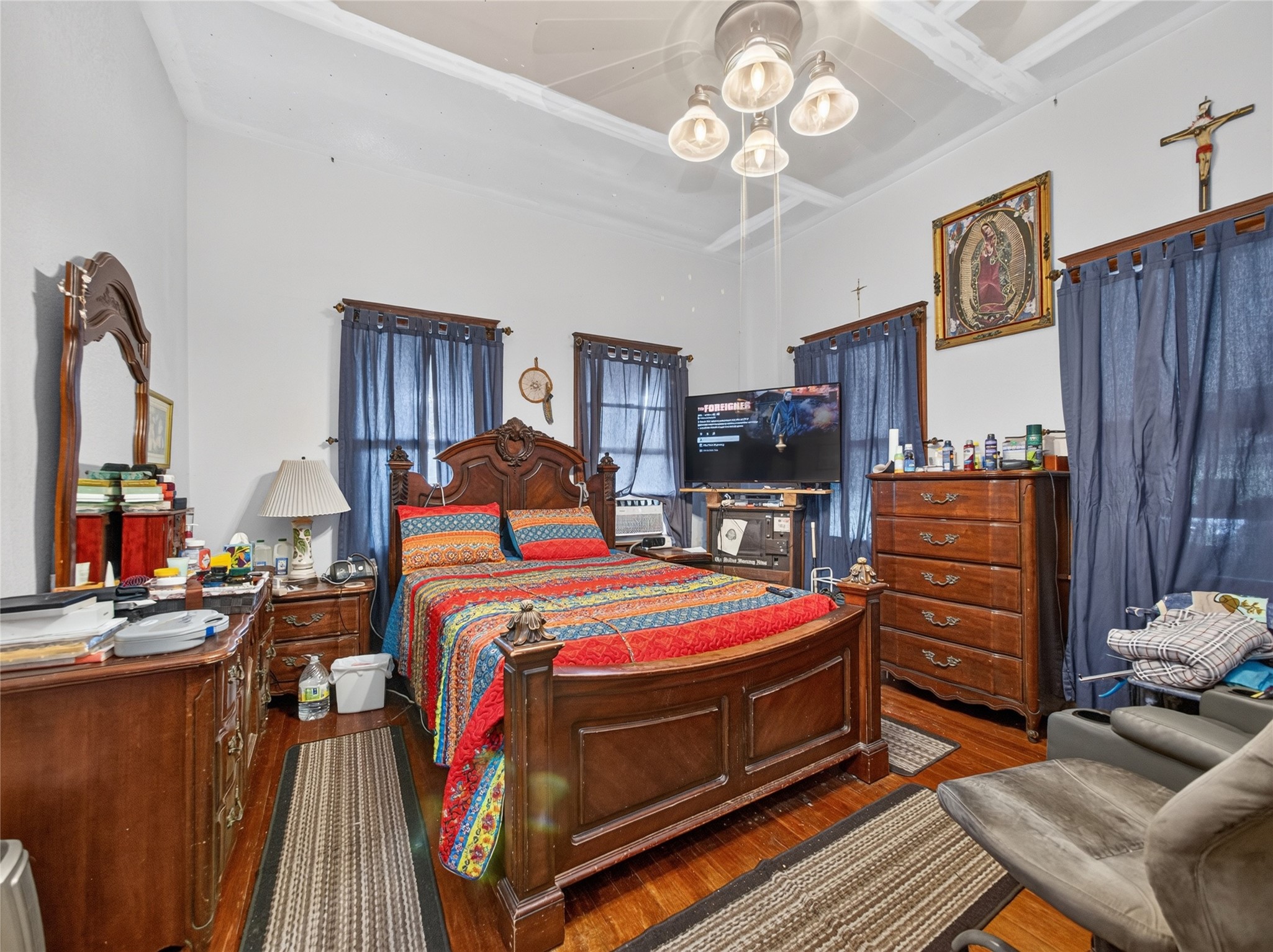 main property photo 9