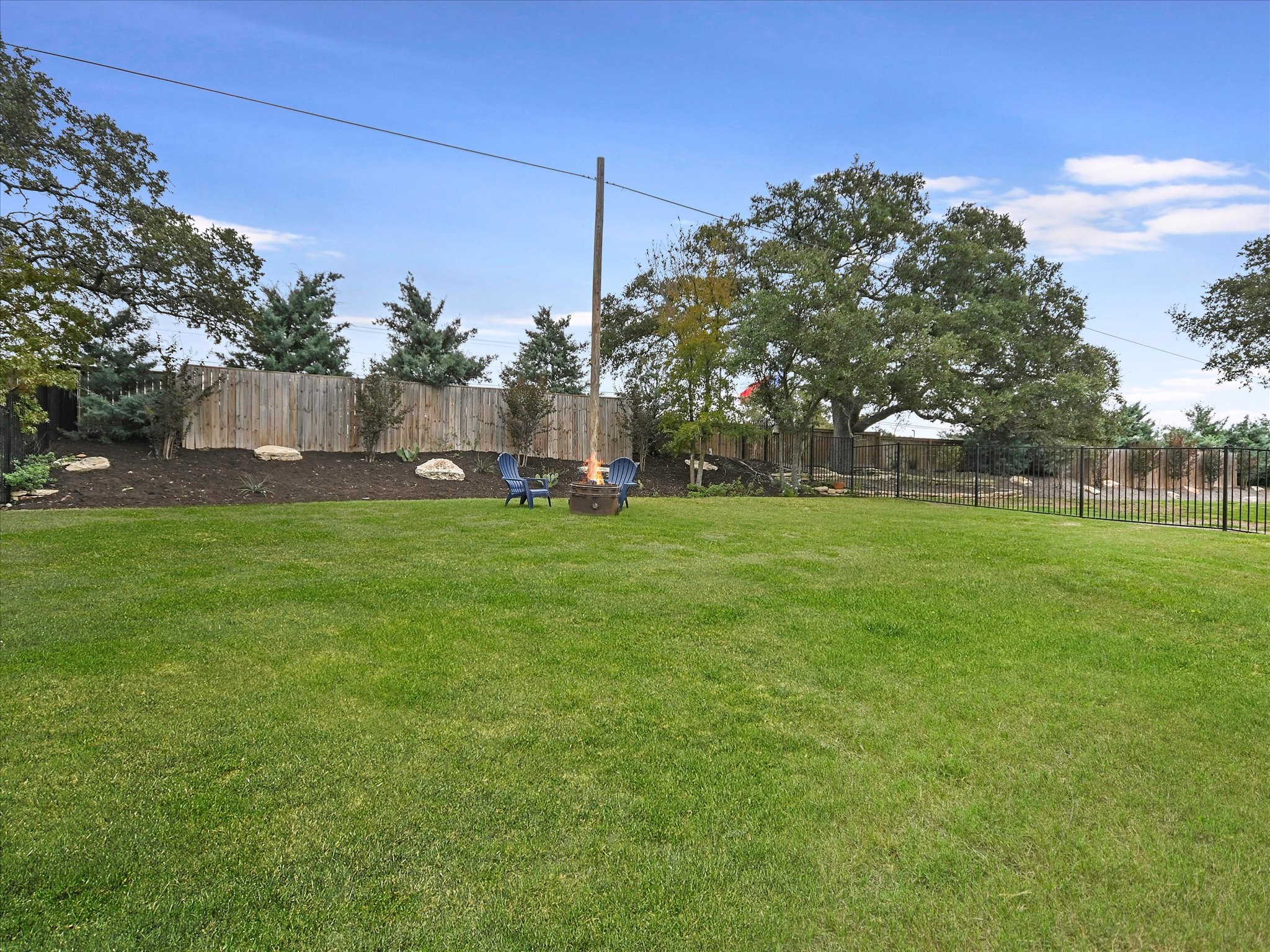 main property photo 18