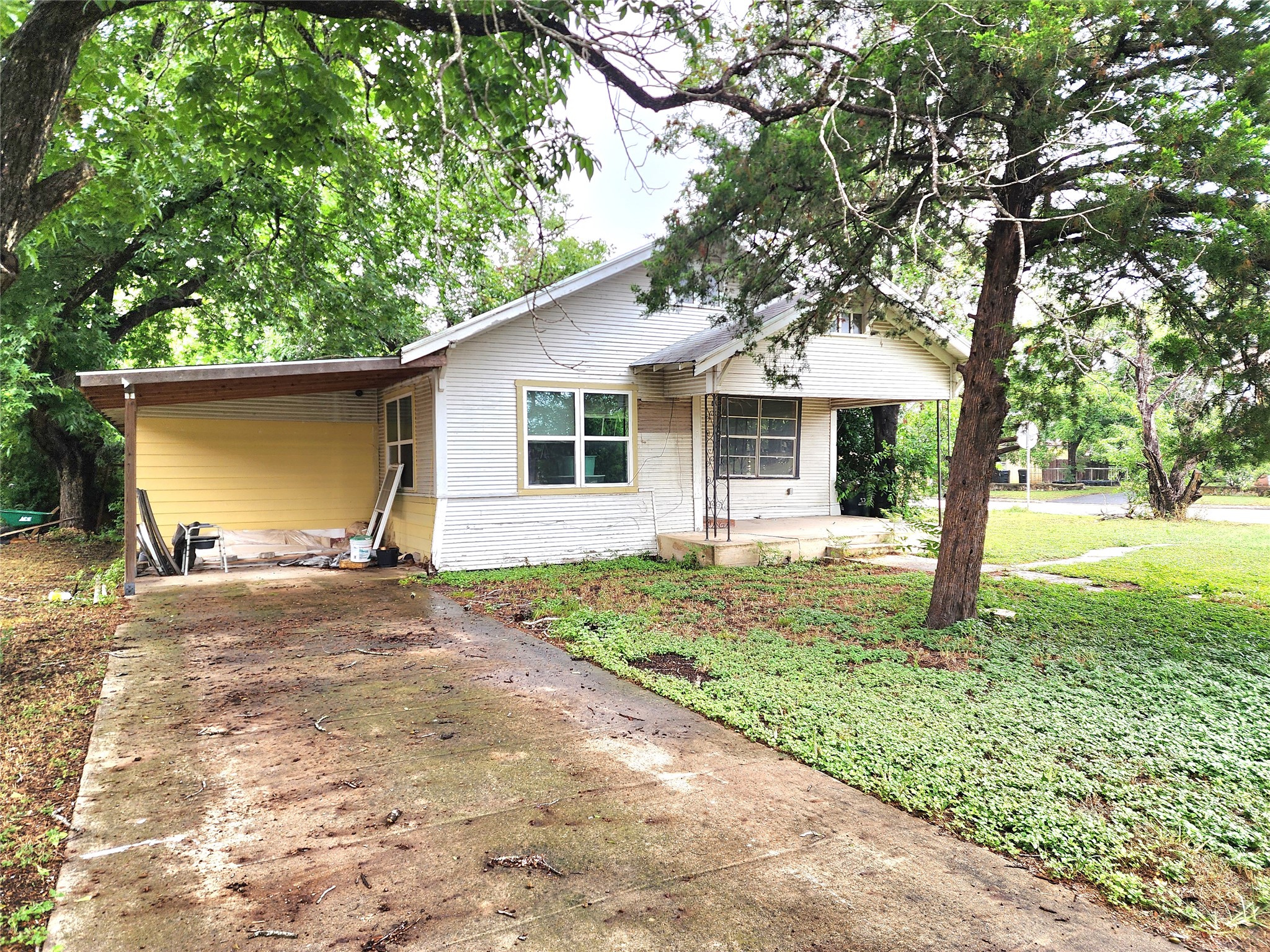 main property photo 2
