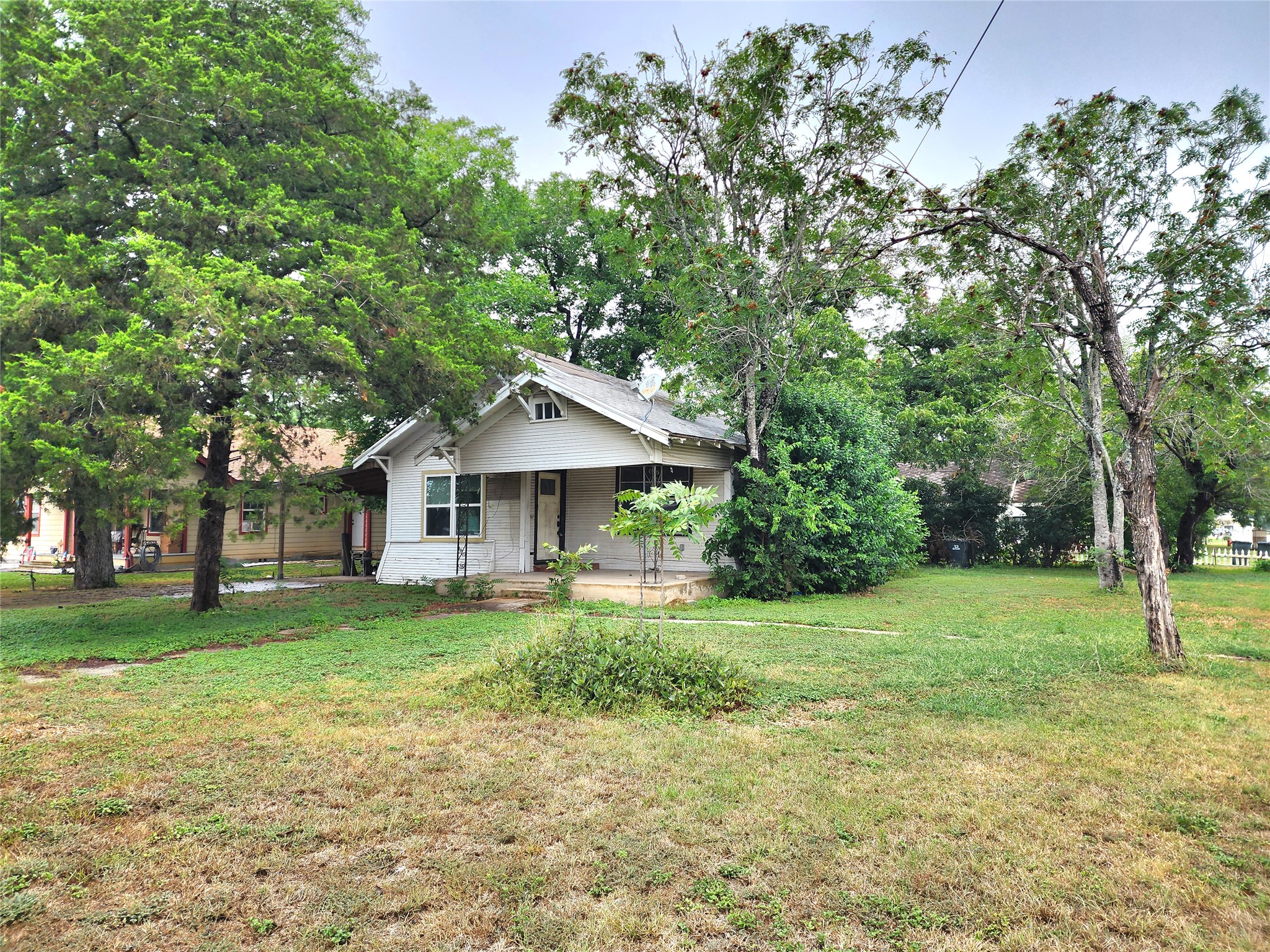 main property photo 4
