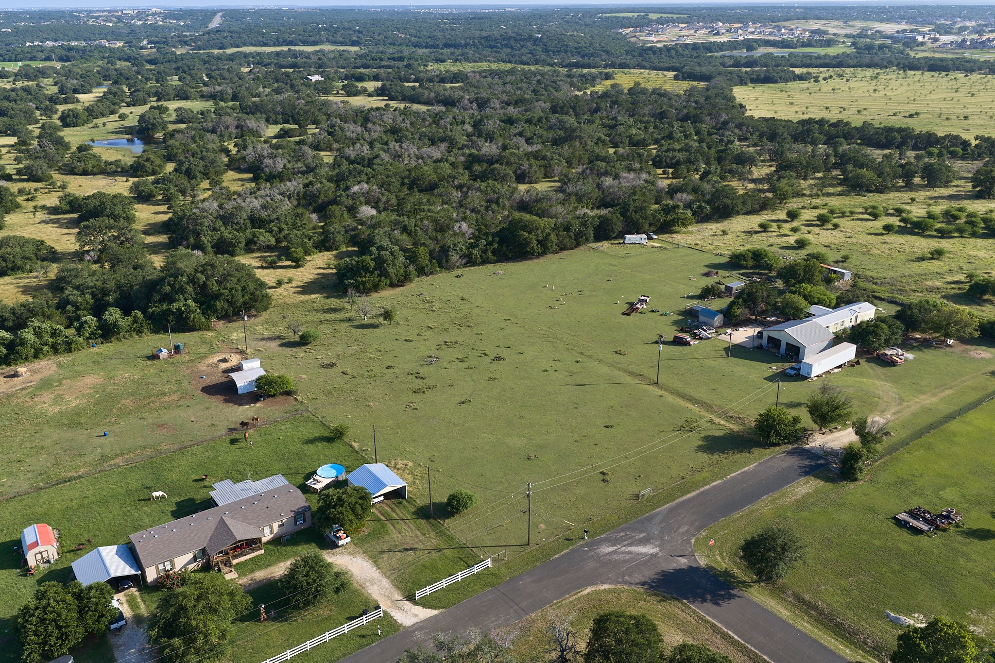 main property photo 7