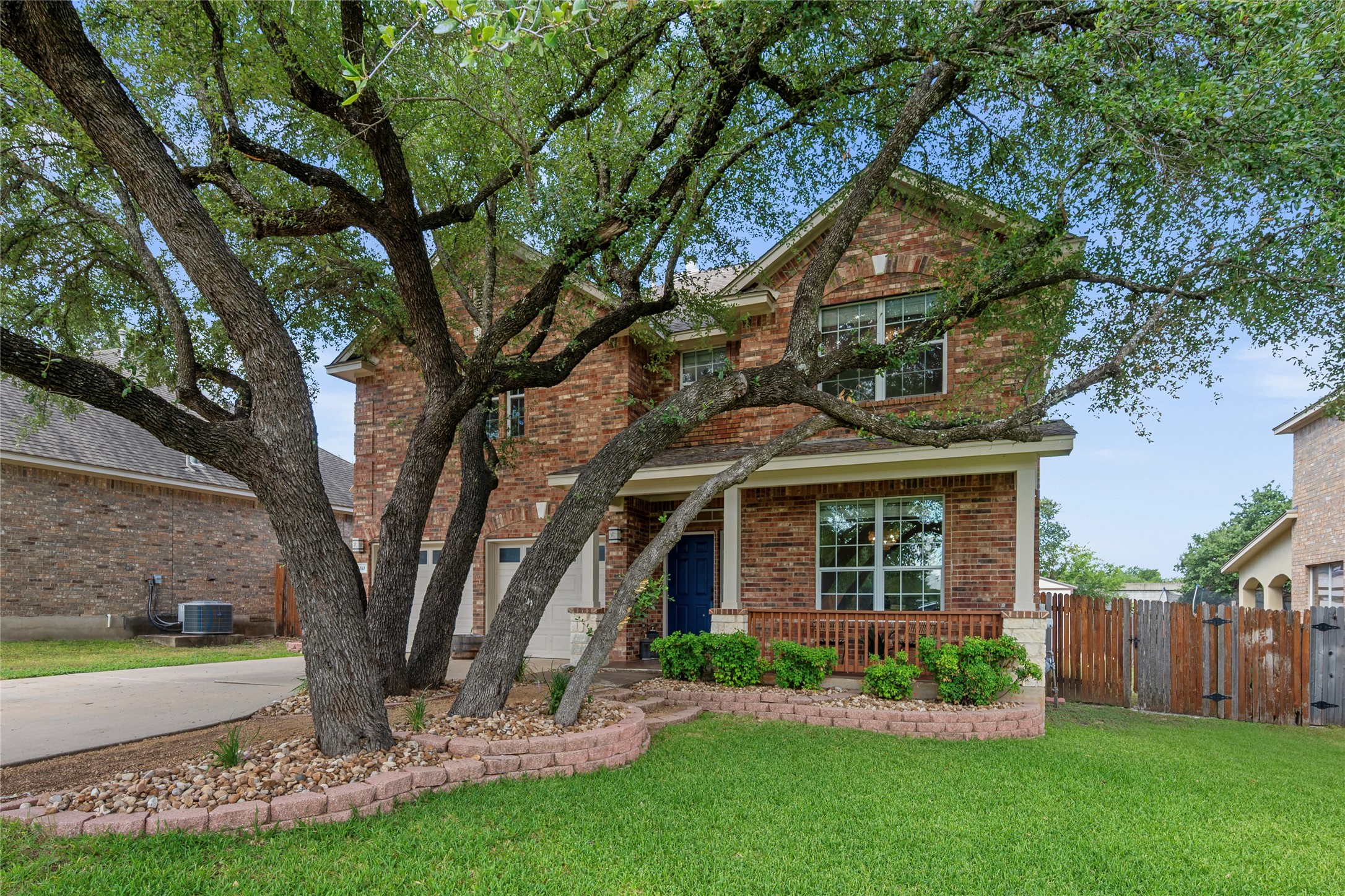main property photo 39