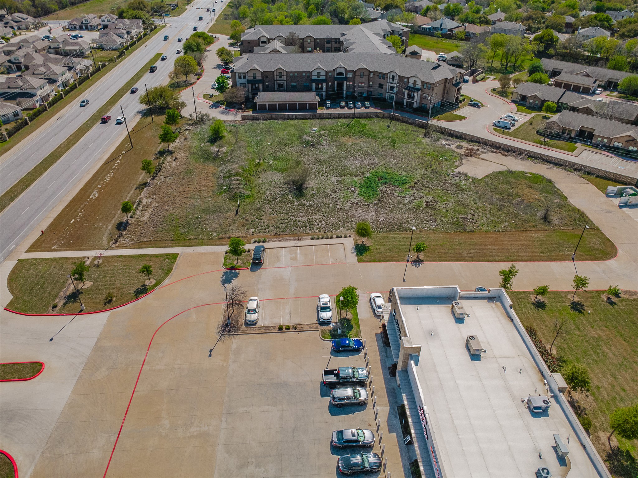 main property photo 11