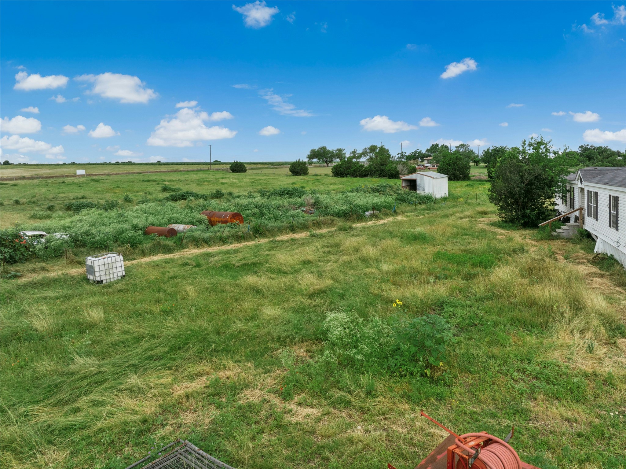main property photo 11