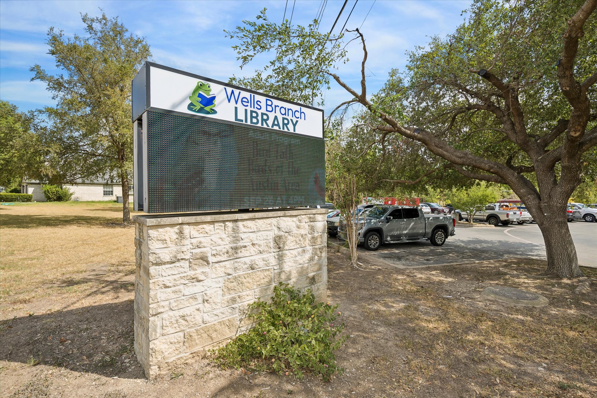 main property photo 39