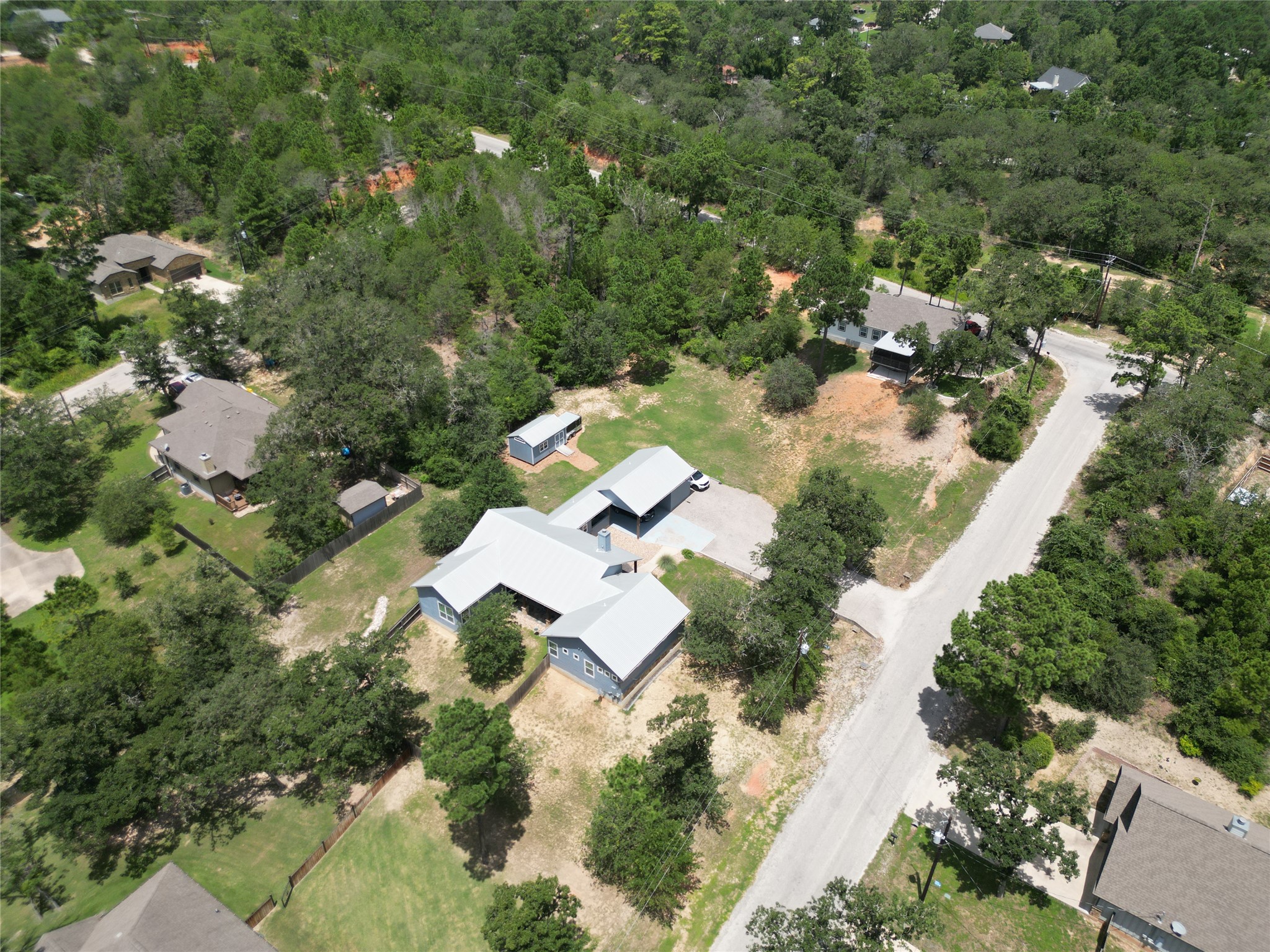main property photo 34
