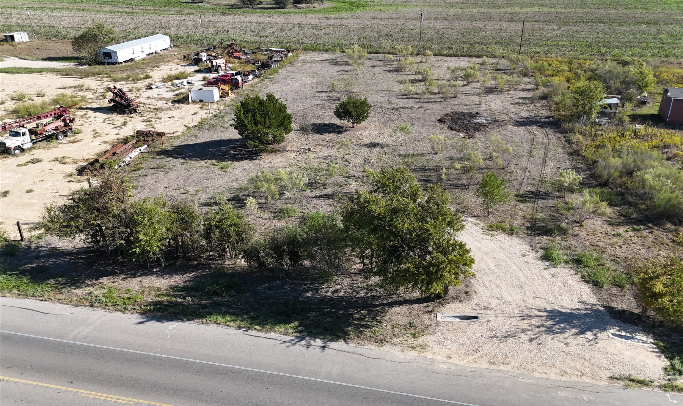 main property photo 8