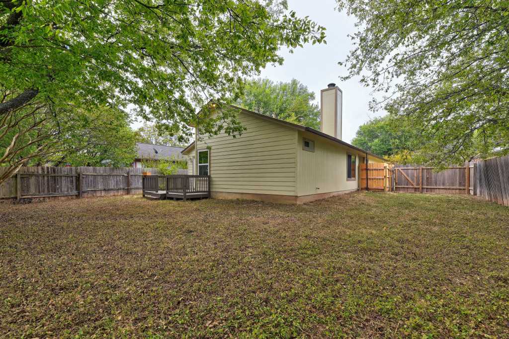 main property photo 25