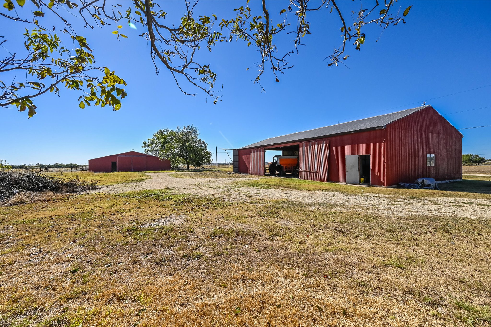 main property photo 15