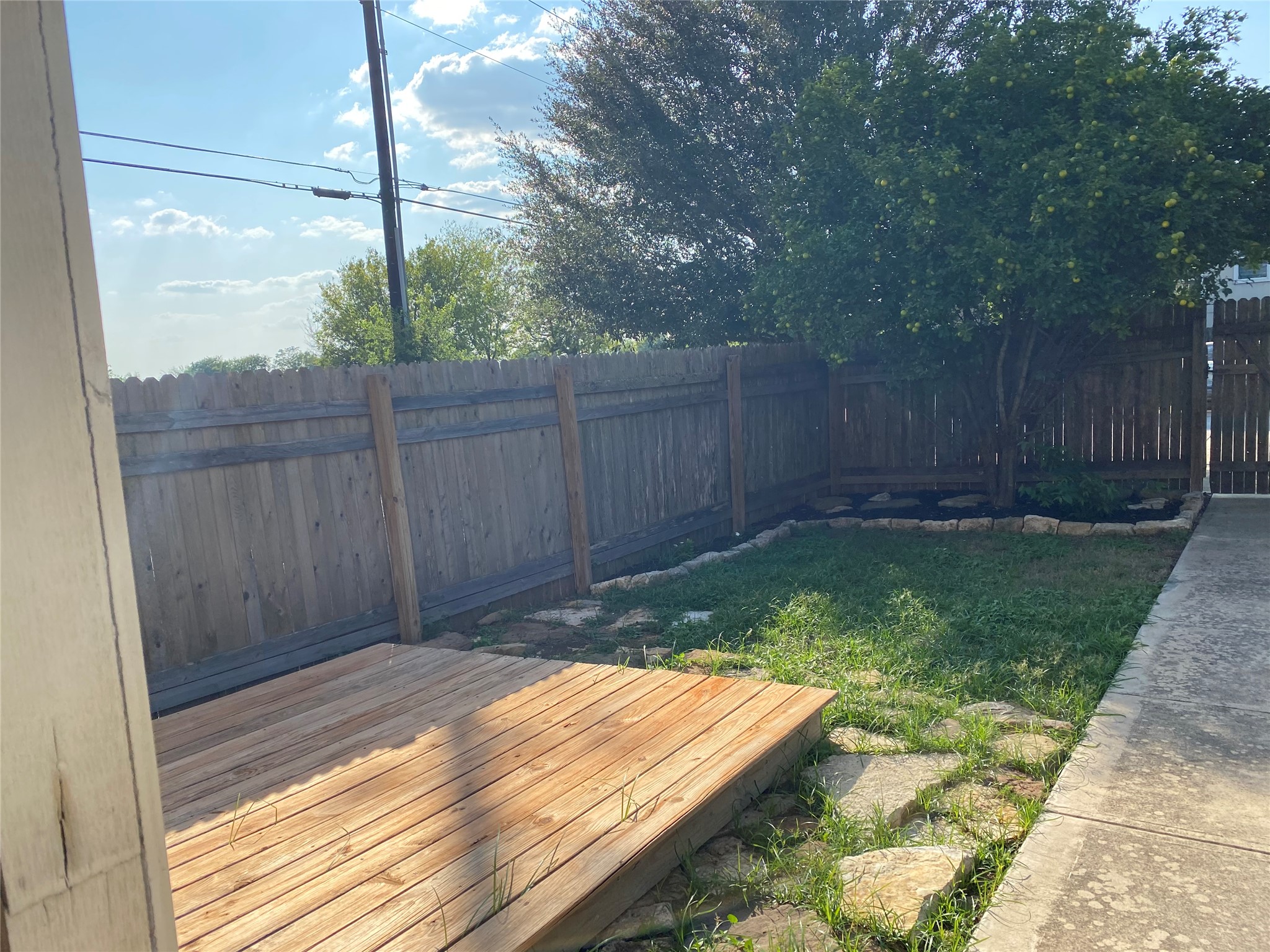 main property photo 16