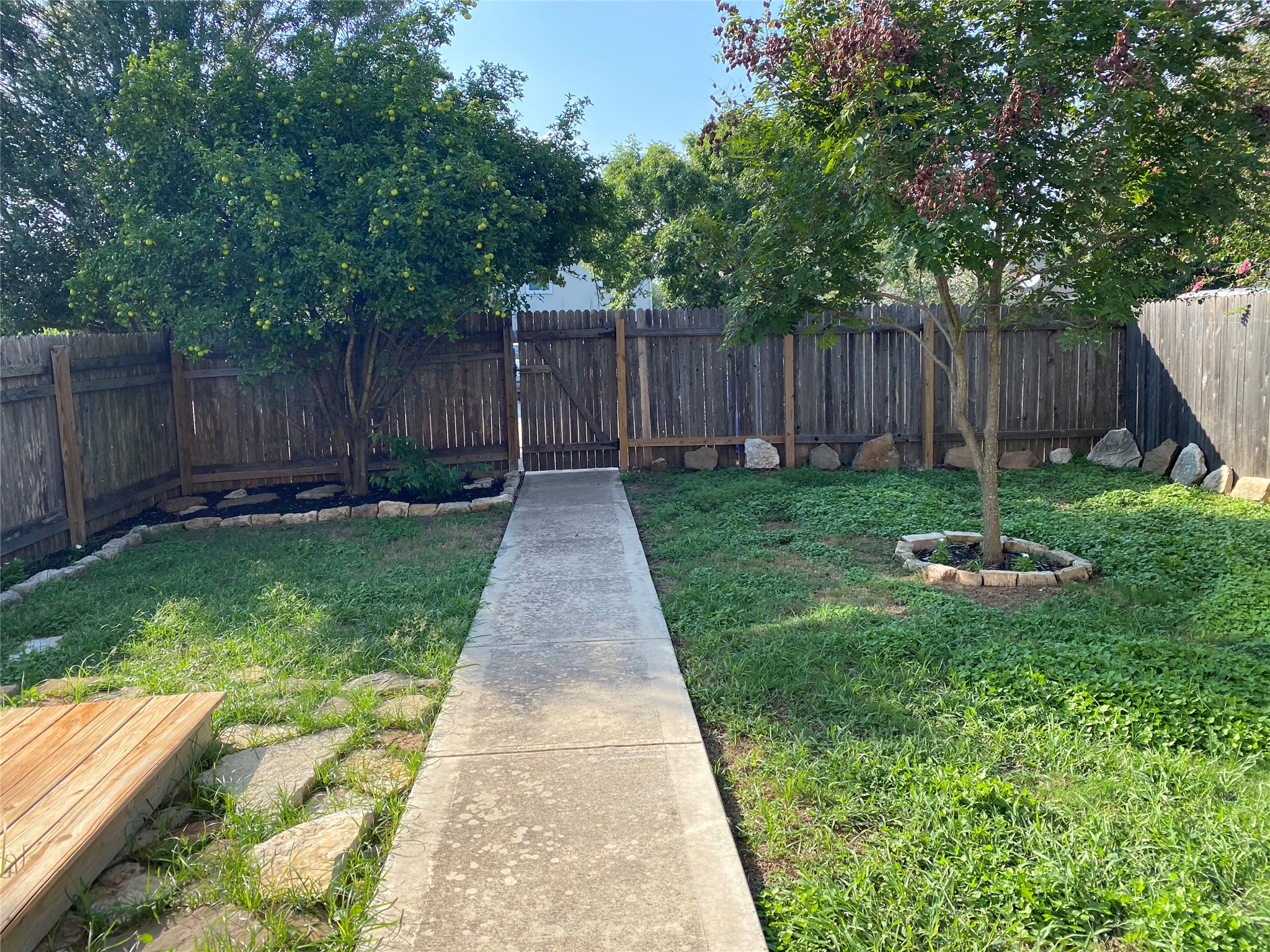 main property photo 17
