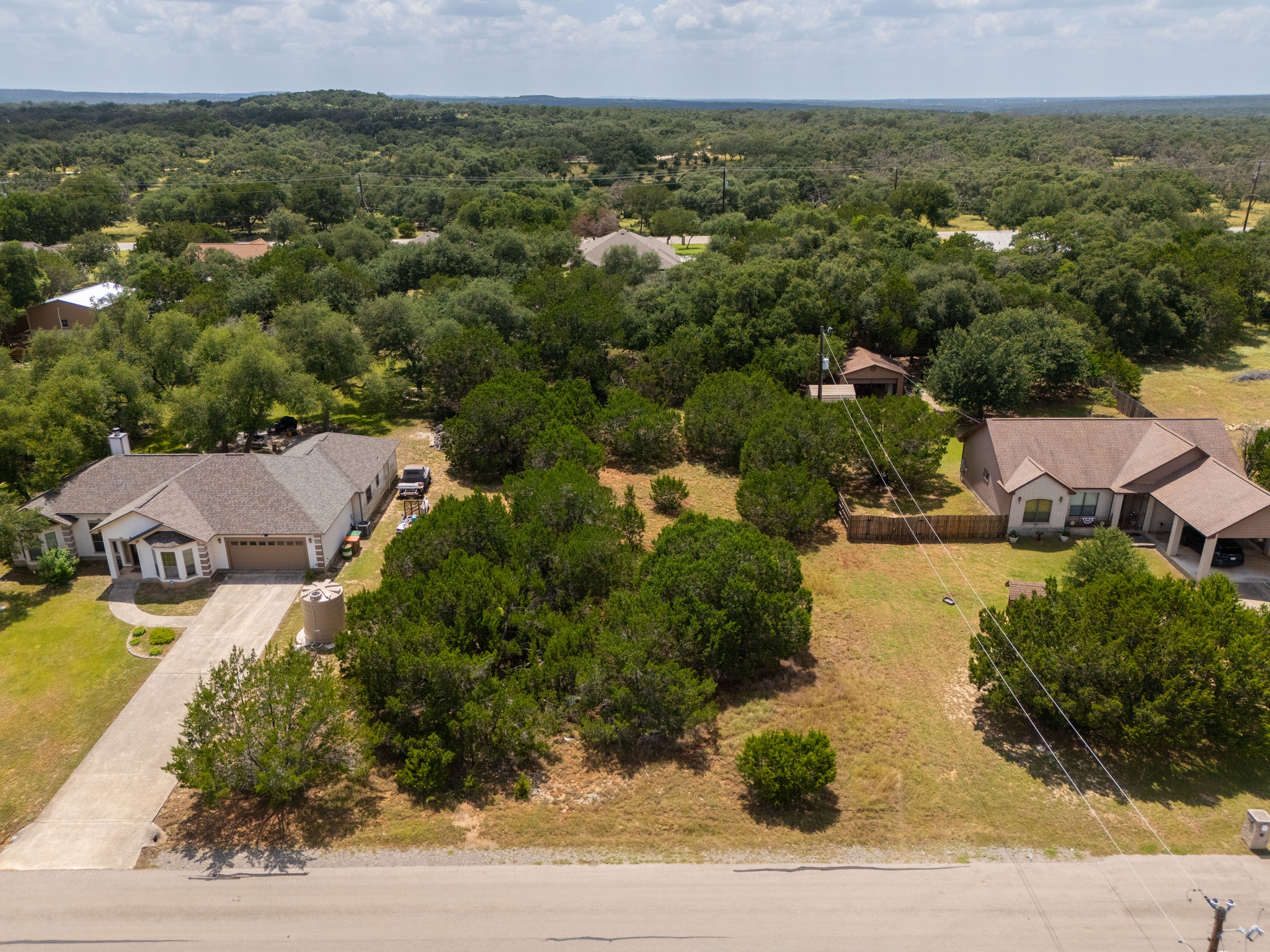 main property photo 11