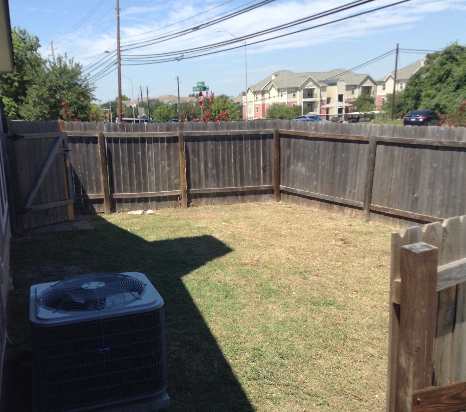 main property photo 16